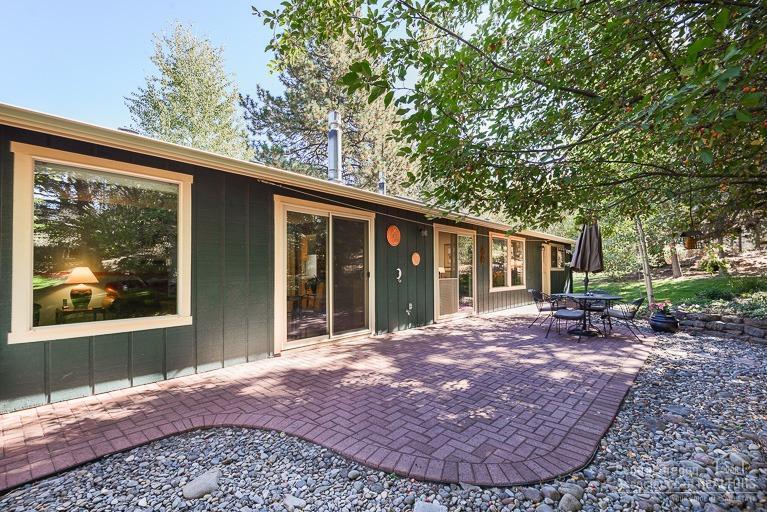 Unique property in Nottingham! Secluded .26 acre lot with low maintenance. Home has had a complete update. Features: 2 gas stoves, skylights, new appliances, alder cabinetry, tankless water heater, paver patio, new roof. Pride of ownership throughout!