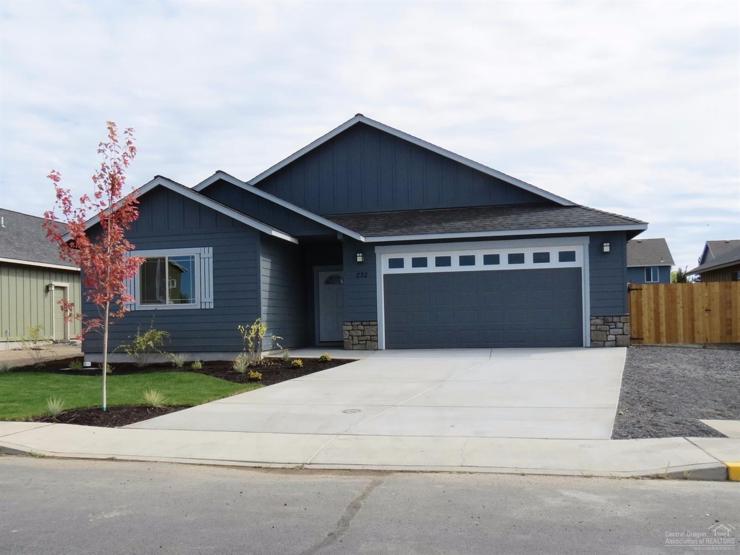 New home just completed. This lot has 10,454 sq.ft. and is 167 feet deep which allows room for that additional shop/building/RV parking you have always wanted. New 3 bedroom, 2 bath, 1768 sq.ft. of living space. Vaulted great room opens to the dining and kitchen area which has Knotty Alder cabinets and eating bar. Air conditioning. Master with walk in closet and double sinks. Utility off attached double car garage. Front and rear landscaping with fencing. Better hurry on this one.