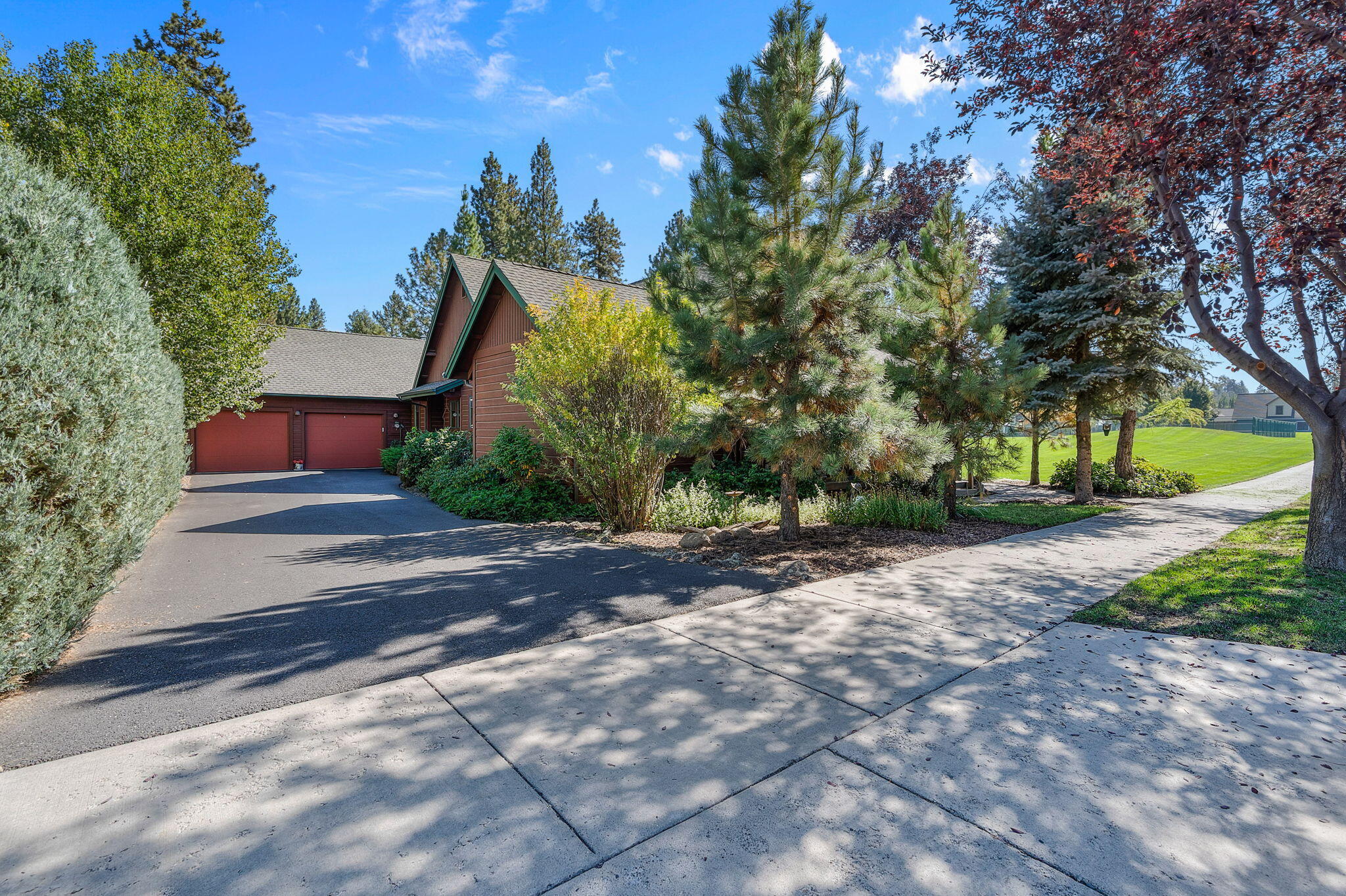 Pine Meadow Vill - Residential
