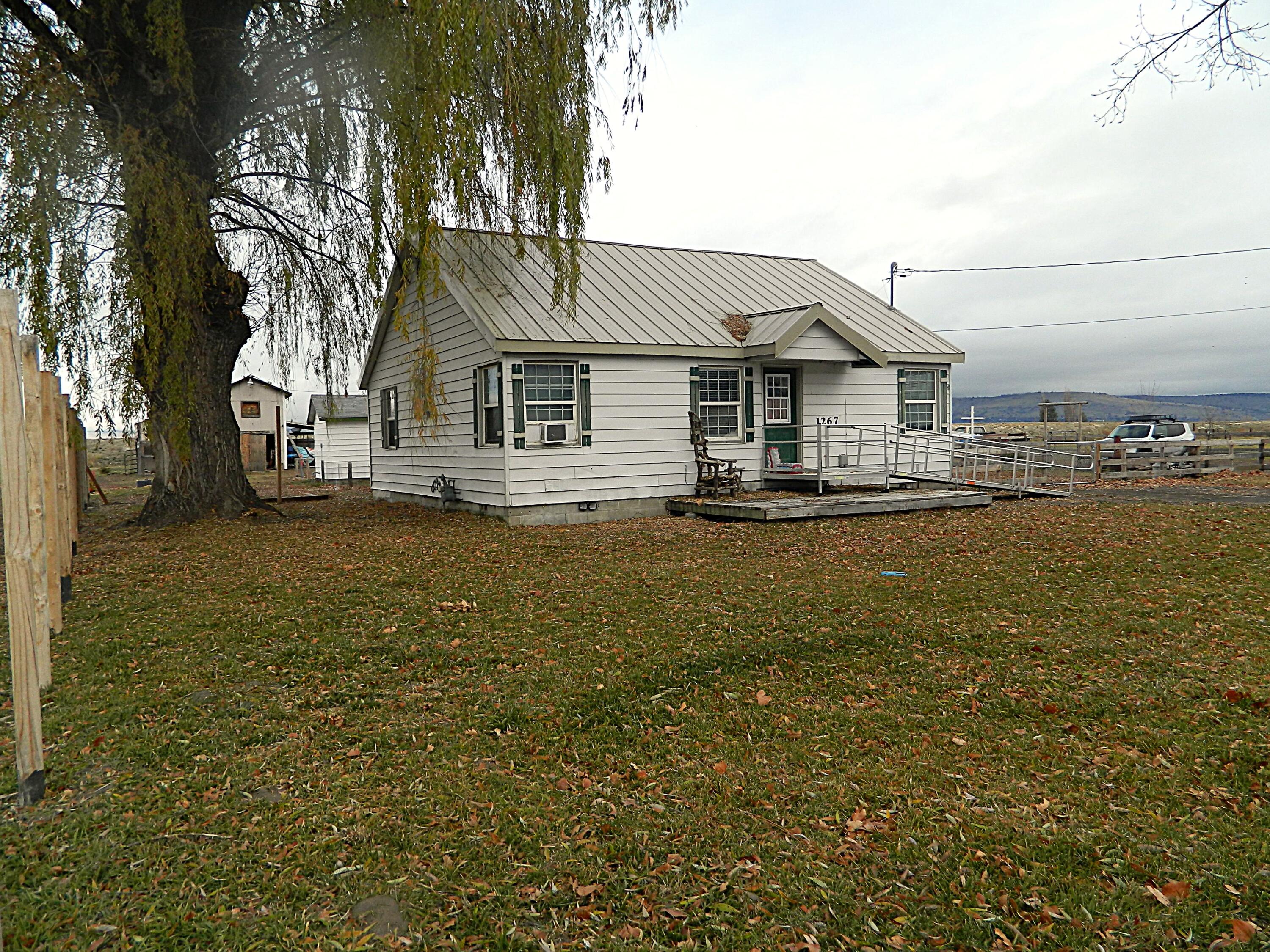 Russell Acres - Residential