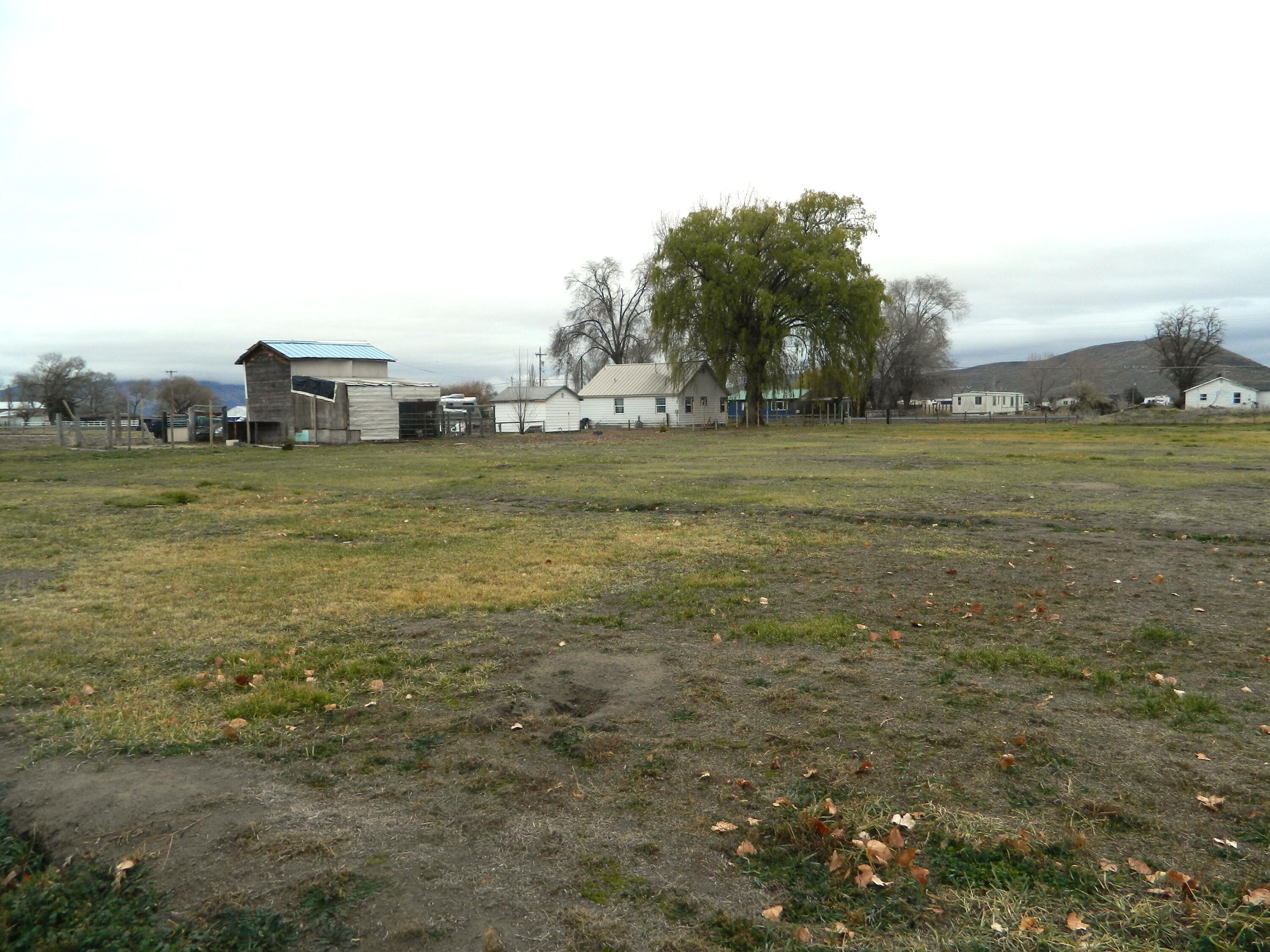 Russell Acres - Residential