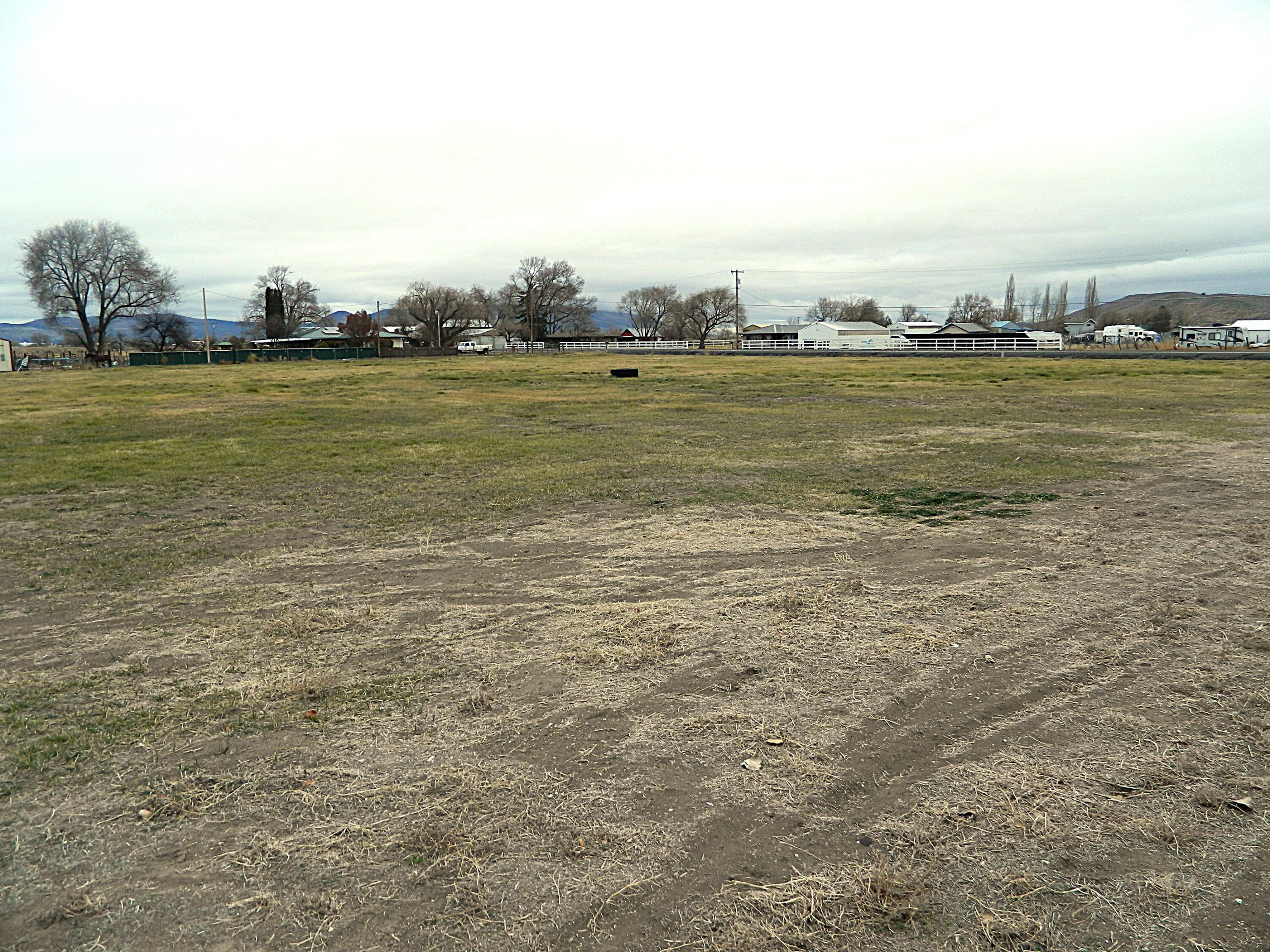 Russell Acres - Residential