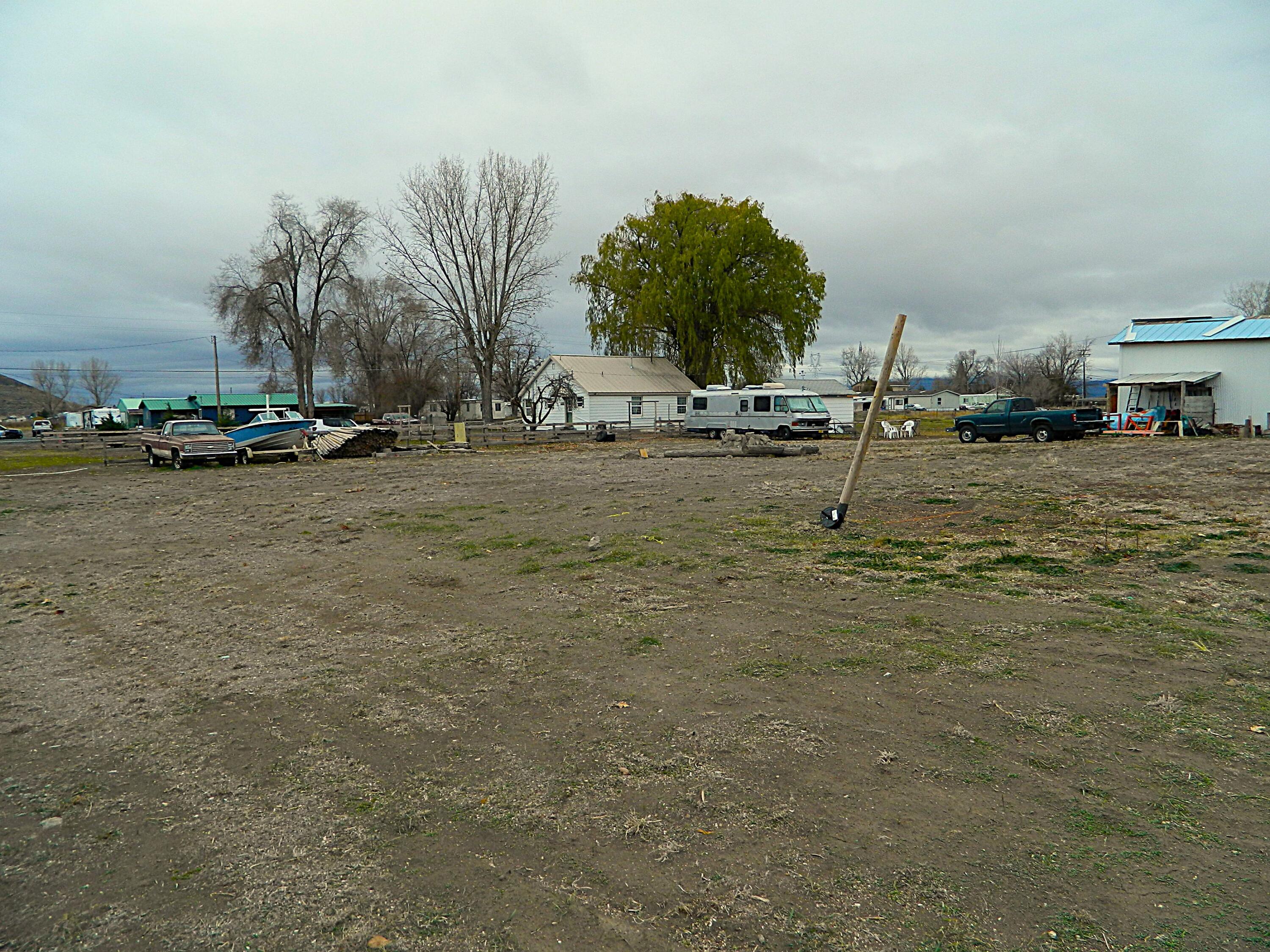 Russell Acres - Residential