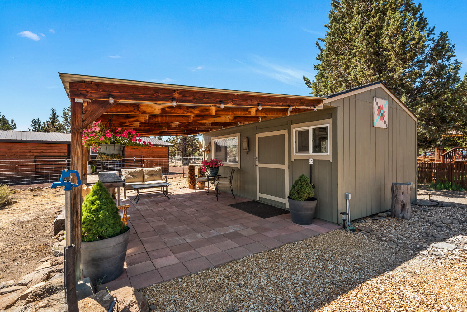 Sunglo West - Residential