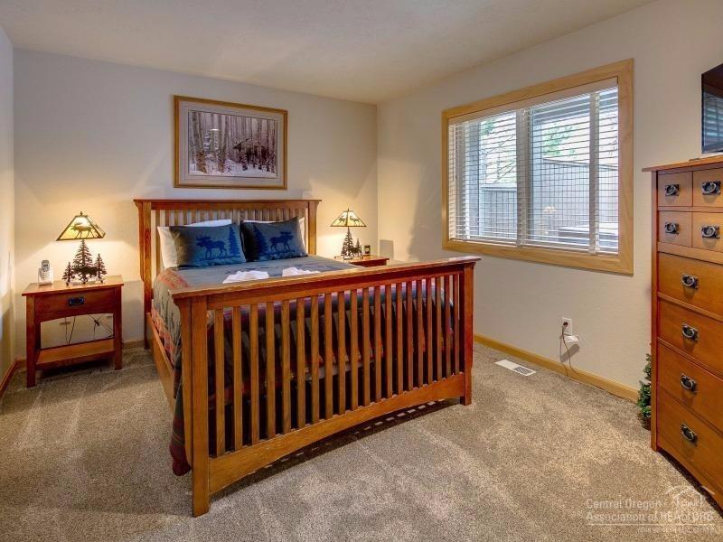 Fairway Point Villag - Residential