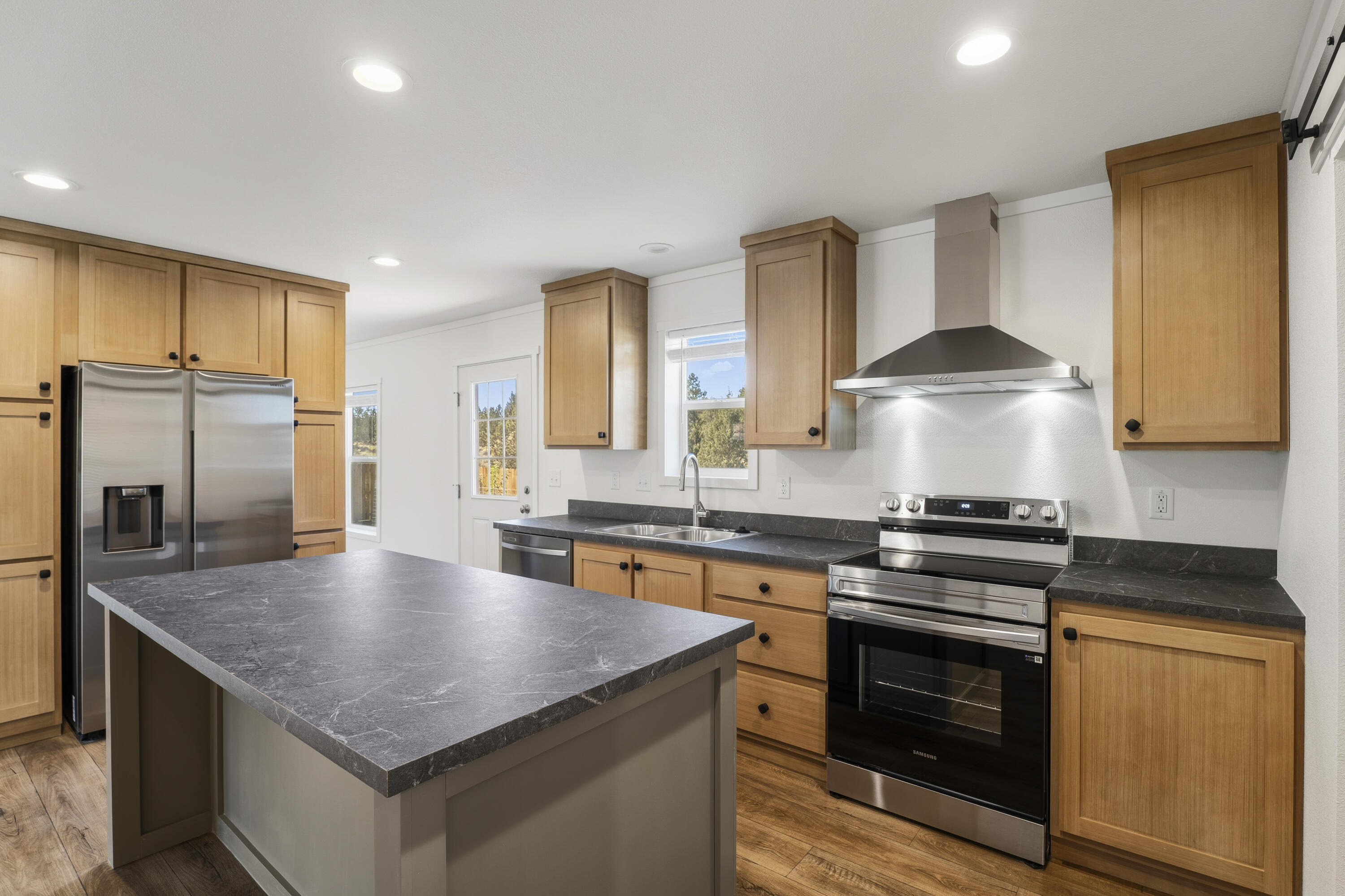 Brand New & Move-In Ready! Be the first to call this 2025 Marlette home your own. This 3 bed, 2 bath gem sits on a 0.21-acre lot, fully connected to utilities and fenced on three sides. Perfect for pets, play, or privacy. Functional layout with the spacious primary en-suite on the south side and two bedrooms tucked away on the north. Open kitchen with hardwood cabinets & stainless steel appliances. 

Plenty of space to park your RV, boat, or toys. No HOA.

Located in Madras, a growing Central Oregon city with small-town charm and big-time fun. Explore the new Initiative Brewery, Aquatic Center, bowling alley, cinema, food trucks, farmers markets, Jefferson County Fair and Rodeo, Madras Speedway, and the iconic Airshow of the Cascades. 11 miles to Lake Simtustus and 22 miles to Smith Rock. 

Affordable, fresh, and full of potential.