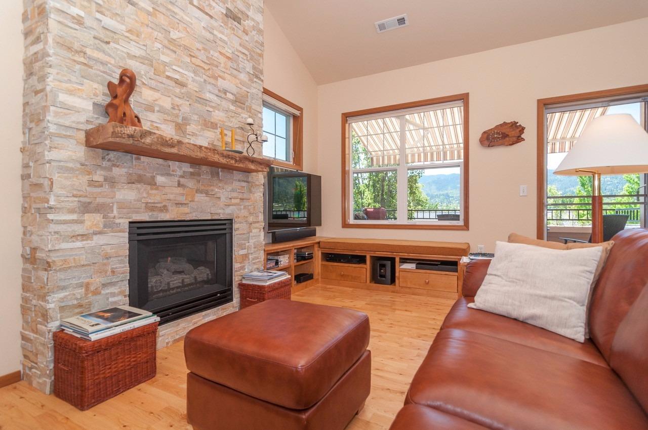 Mountain Meadows - Residential