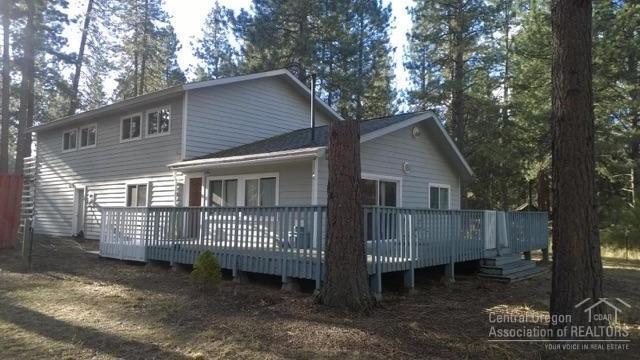 Spacious 3 bed / 3 bath home in SW Bend on 0.48 acres. Plenty of room for toys or to build a shop in the backyard. Two car attached garage and small shed. The home is located in a very nice area of Deschutes River Woods and backs up to the canal. This is home!