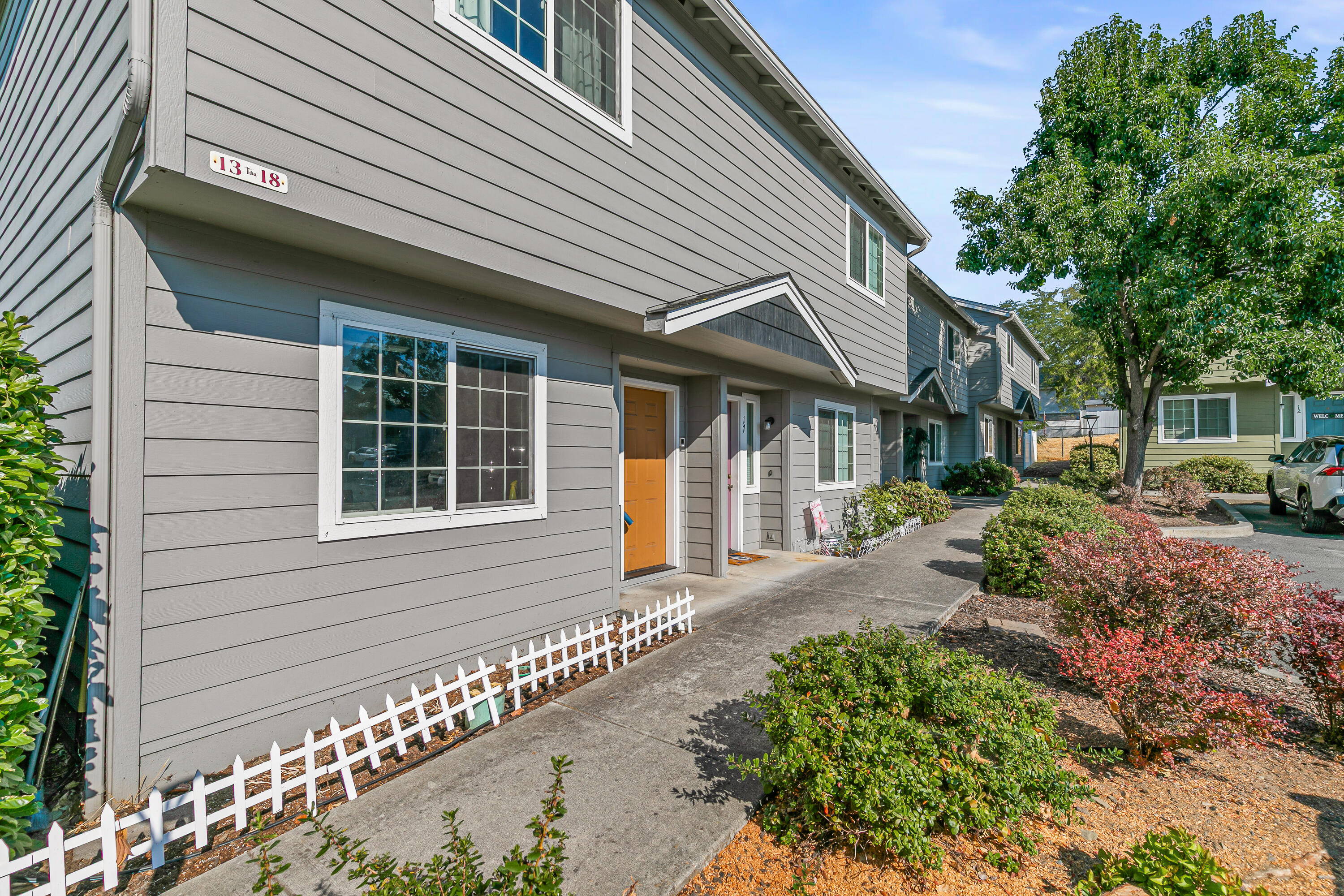Charming End-Unit Townhome!   Welcome to this beautifully maintained 2-bedroom, 1.5-bath townhouse offering 1,170 sq ft of comfortable living space. As an end unit, it provides extra privacy and natural light.  The kitchen features granite countertops and stainless steel appliances. Newer AC system, flooring and paint. If you are seeking a low-maintenance lifestyle, this is it. Don't miss the opportunity to make this stylish townhome yours!
