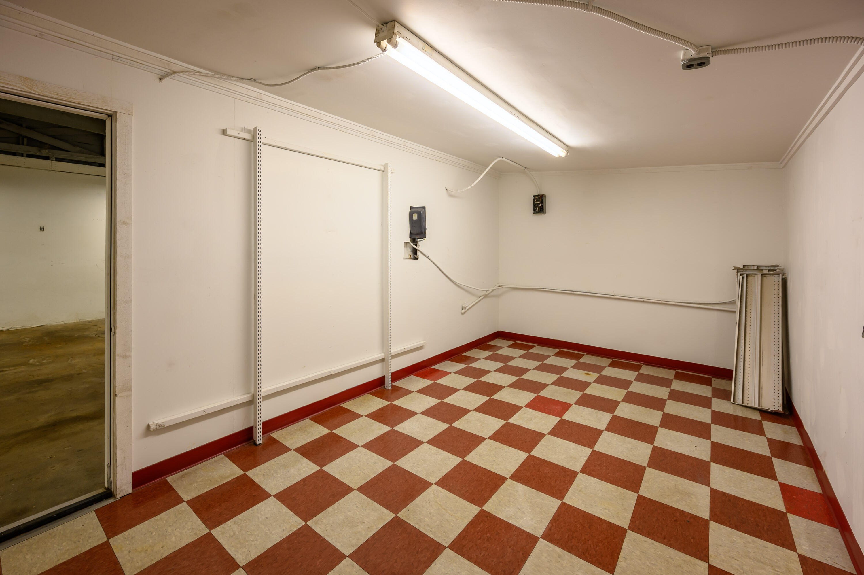 Melrose Acres - Commercial Sale