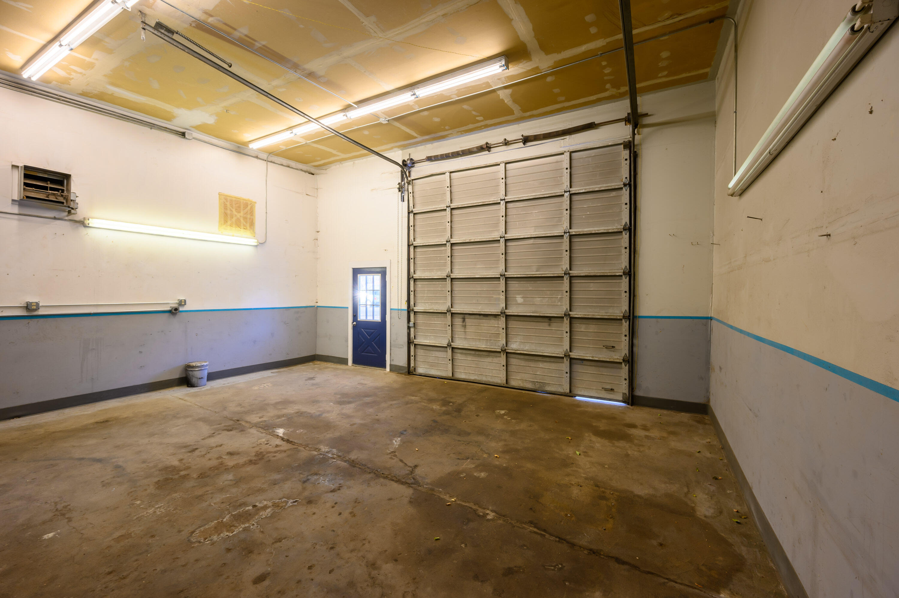 Melrose Acres - Commercial Sale
