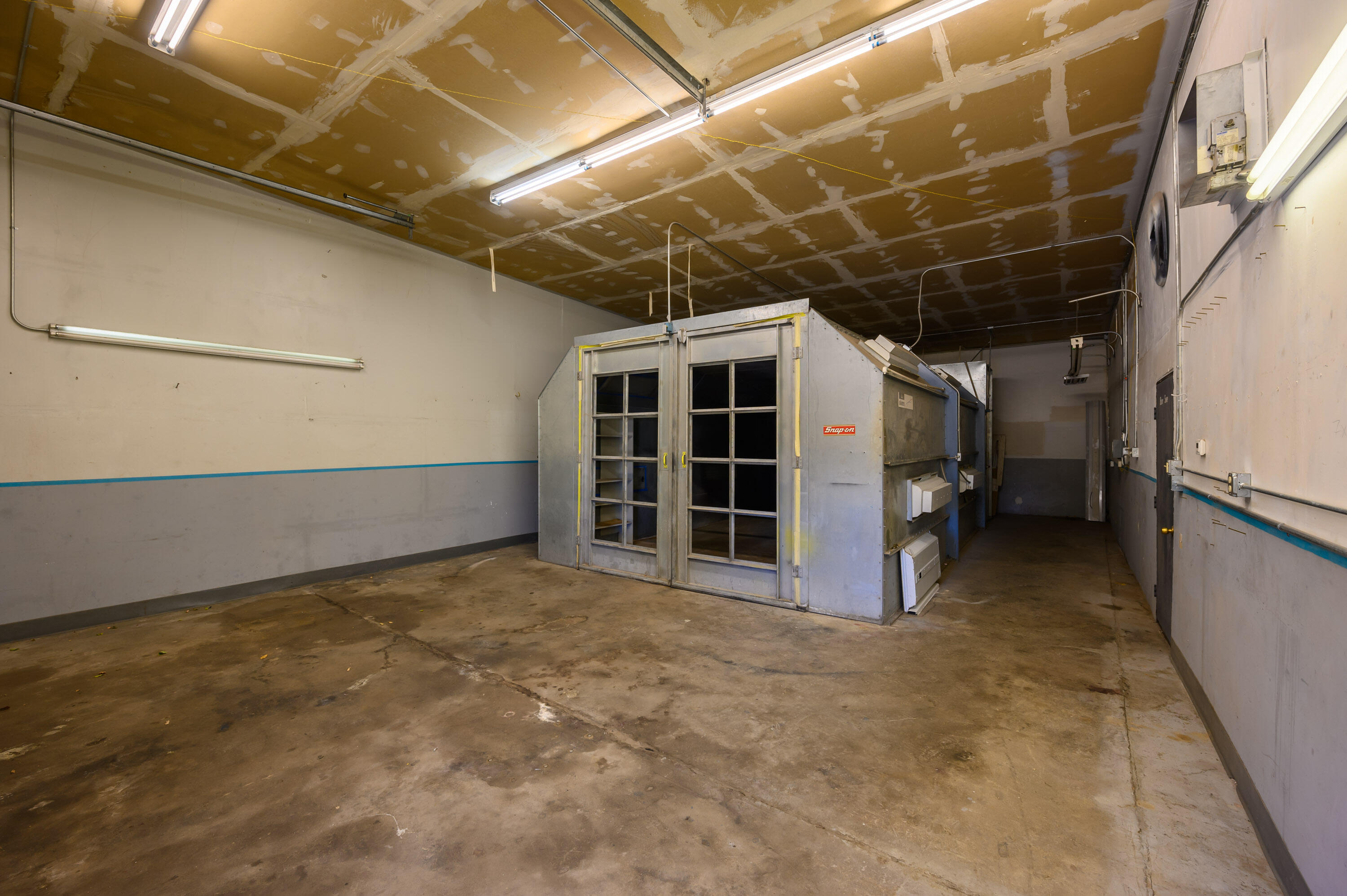 Melrose Acres - Commercial Sale