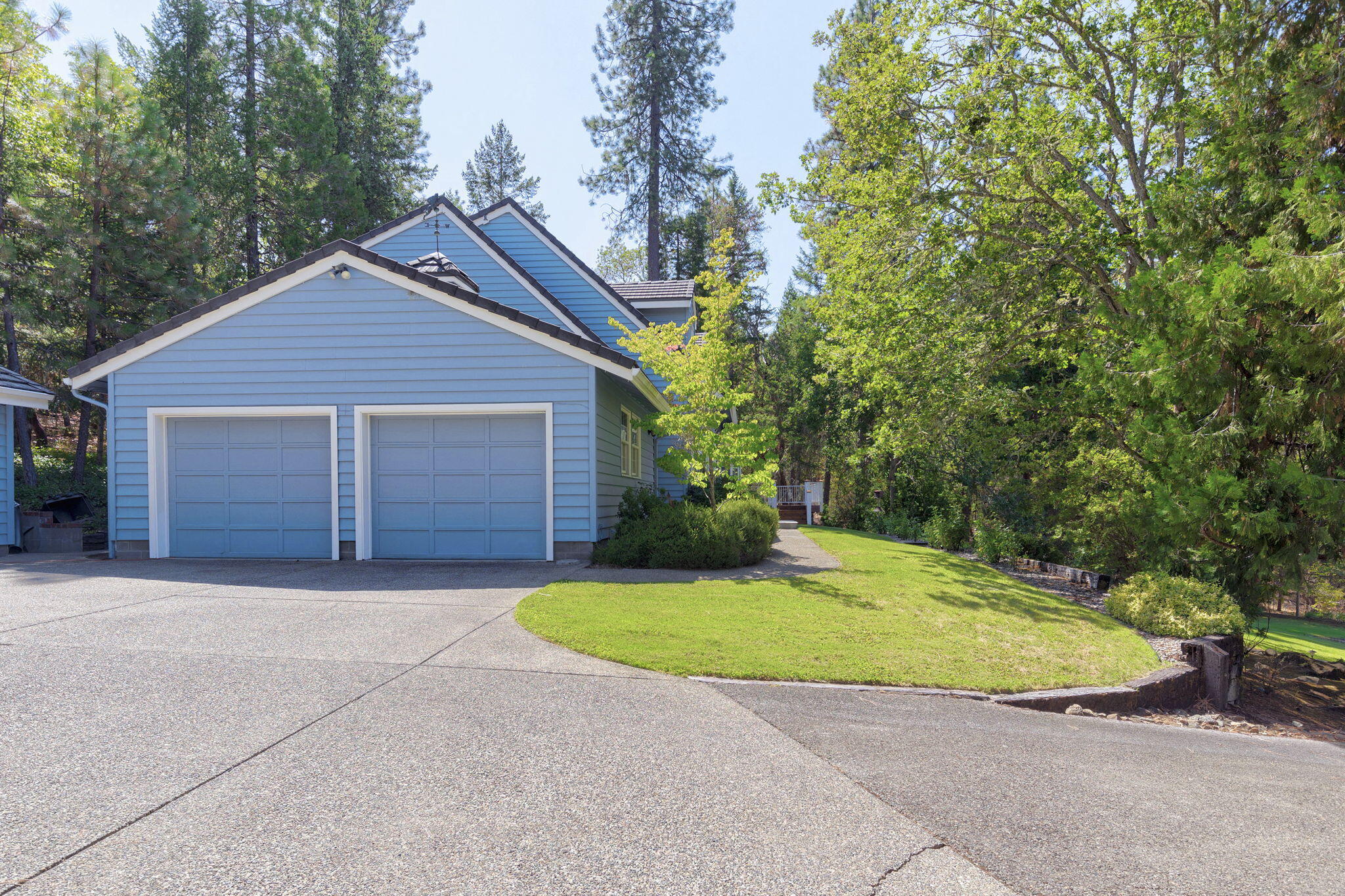 Country Hills Estates - Residential