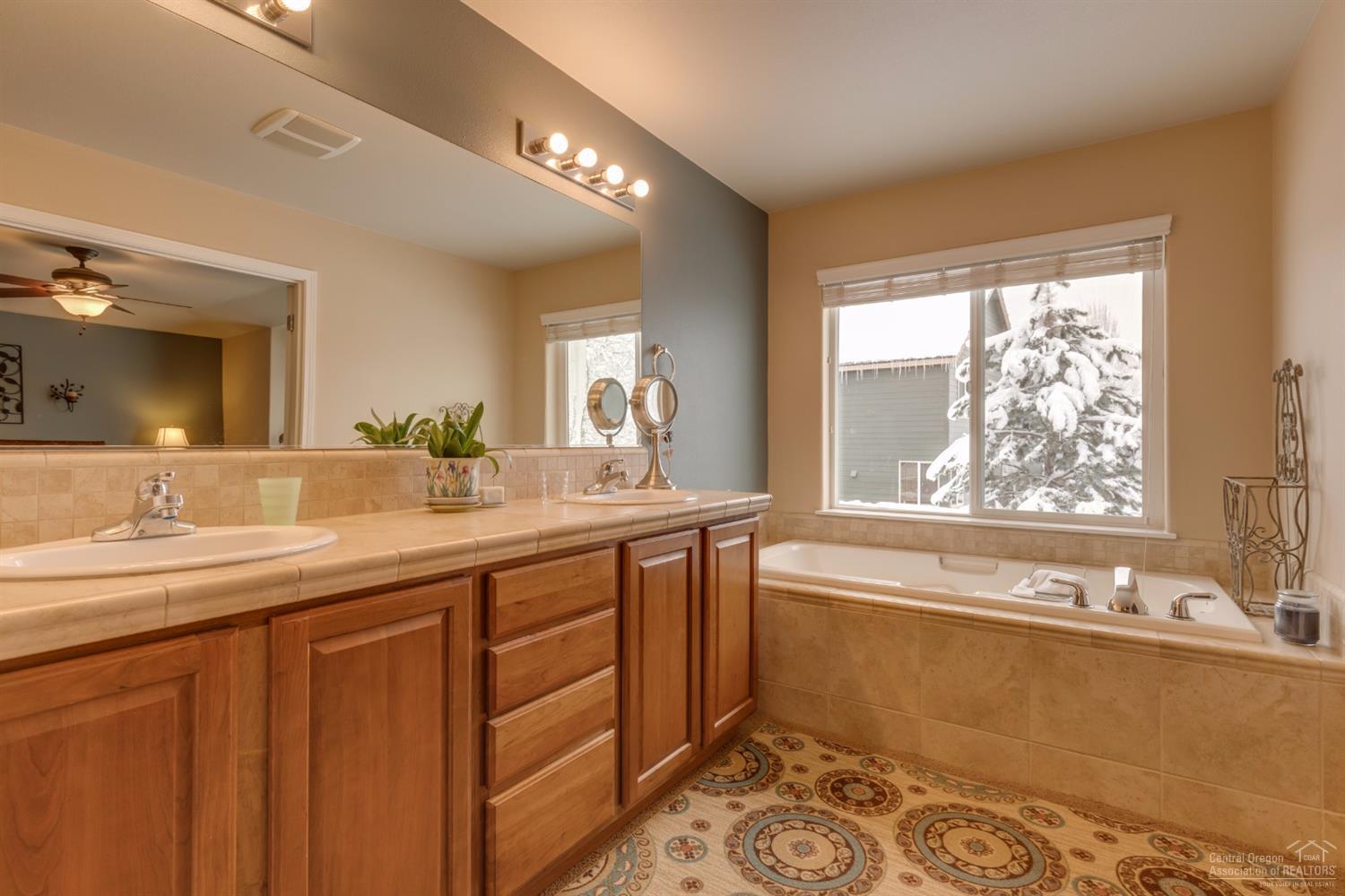 River Canyon Estates - Residential