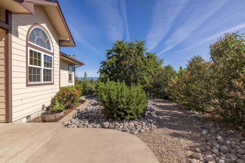 Bella Vista - Residential