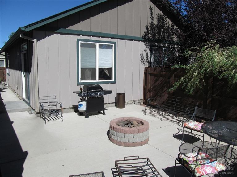 Views At Oak Tree - Residential