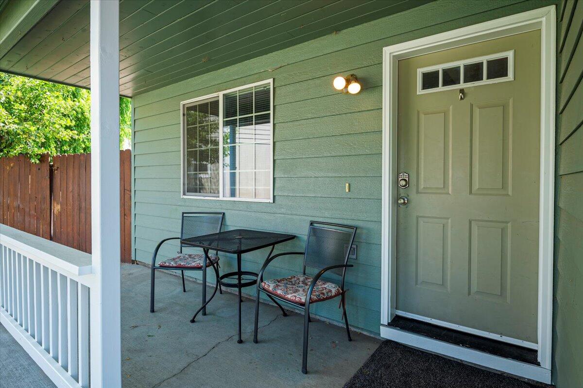 Stoneridge Terrace - Residential