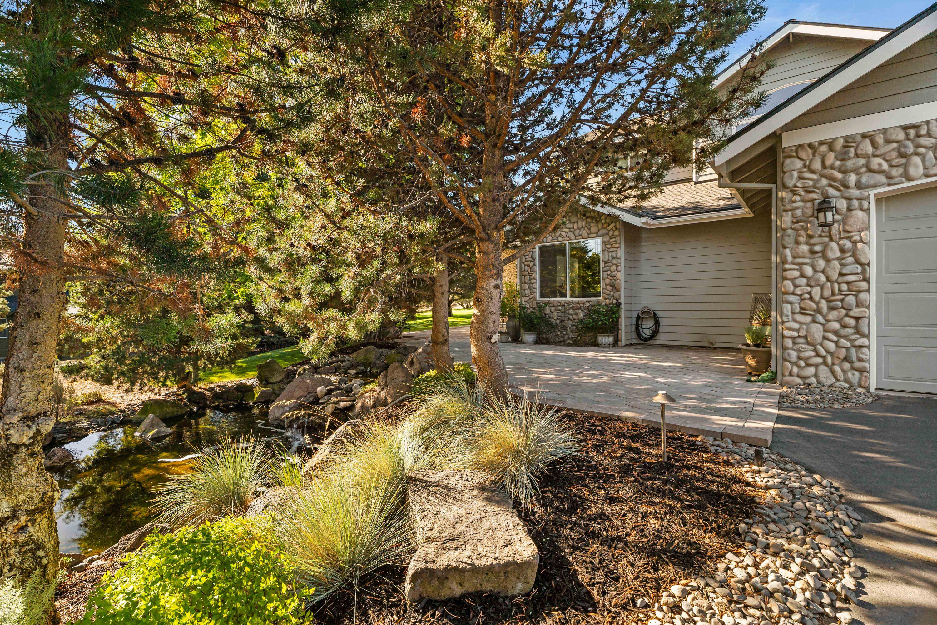 Eagle Crest - Residential