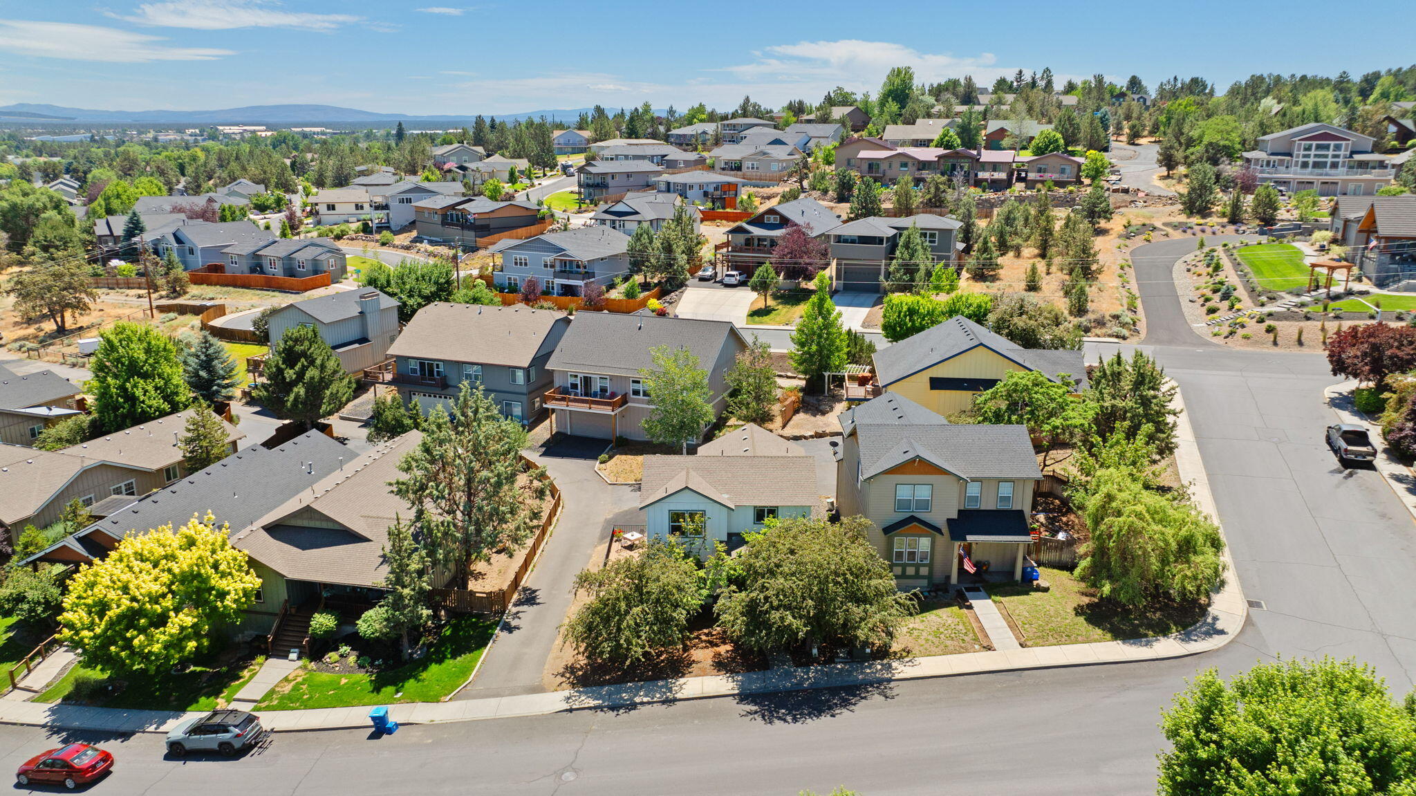 Ridgepointe - Residential