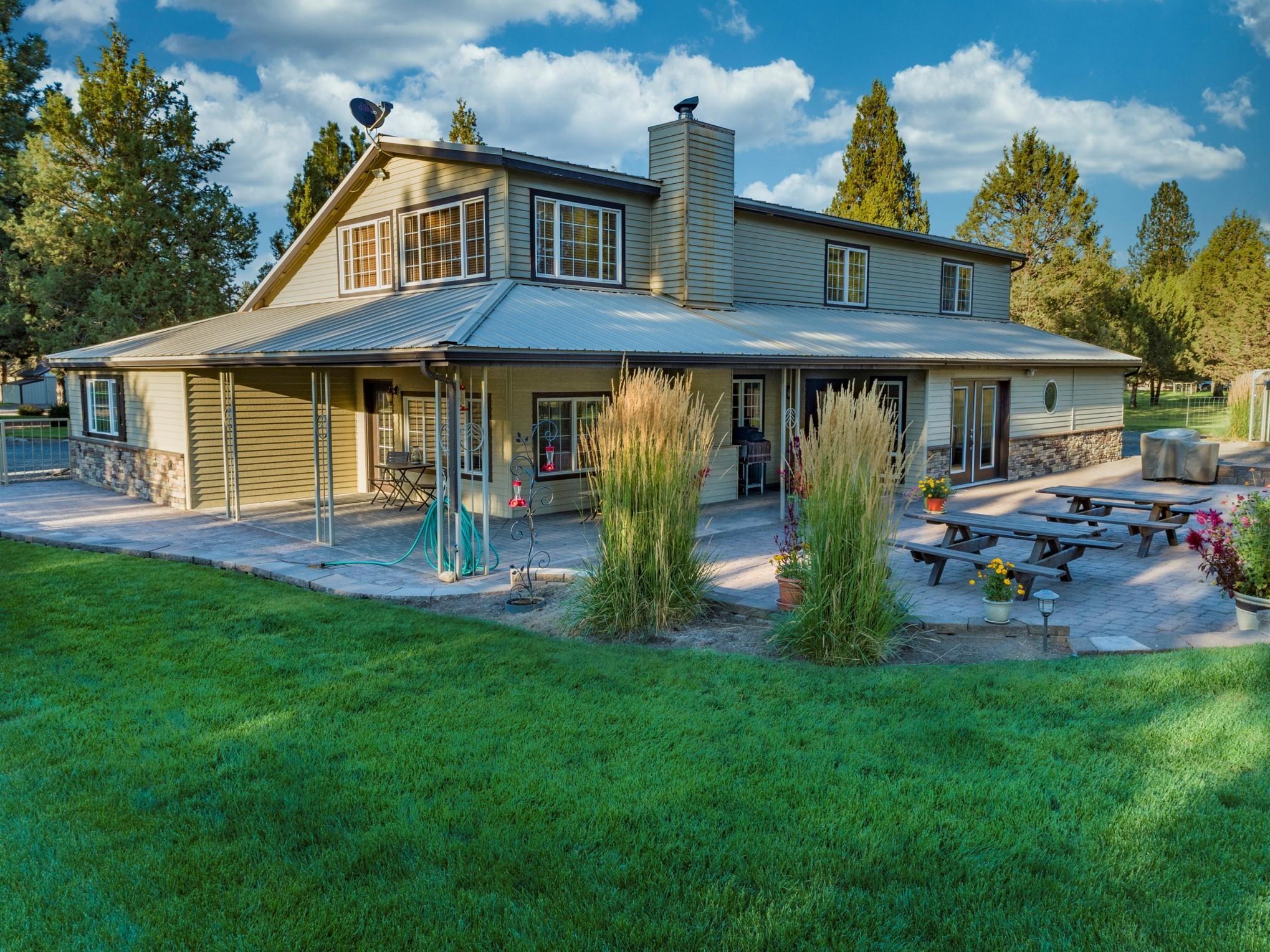 Horseshoe Acres - Residential