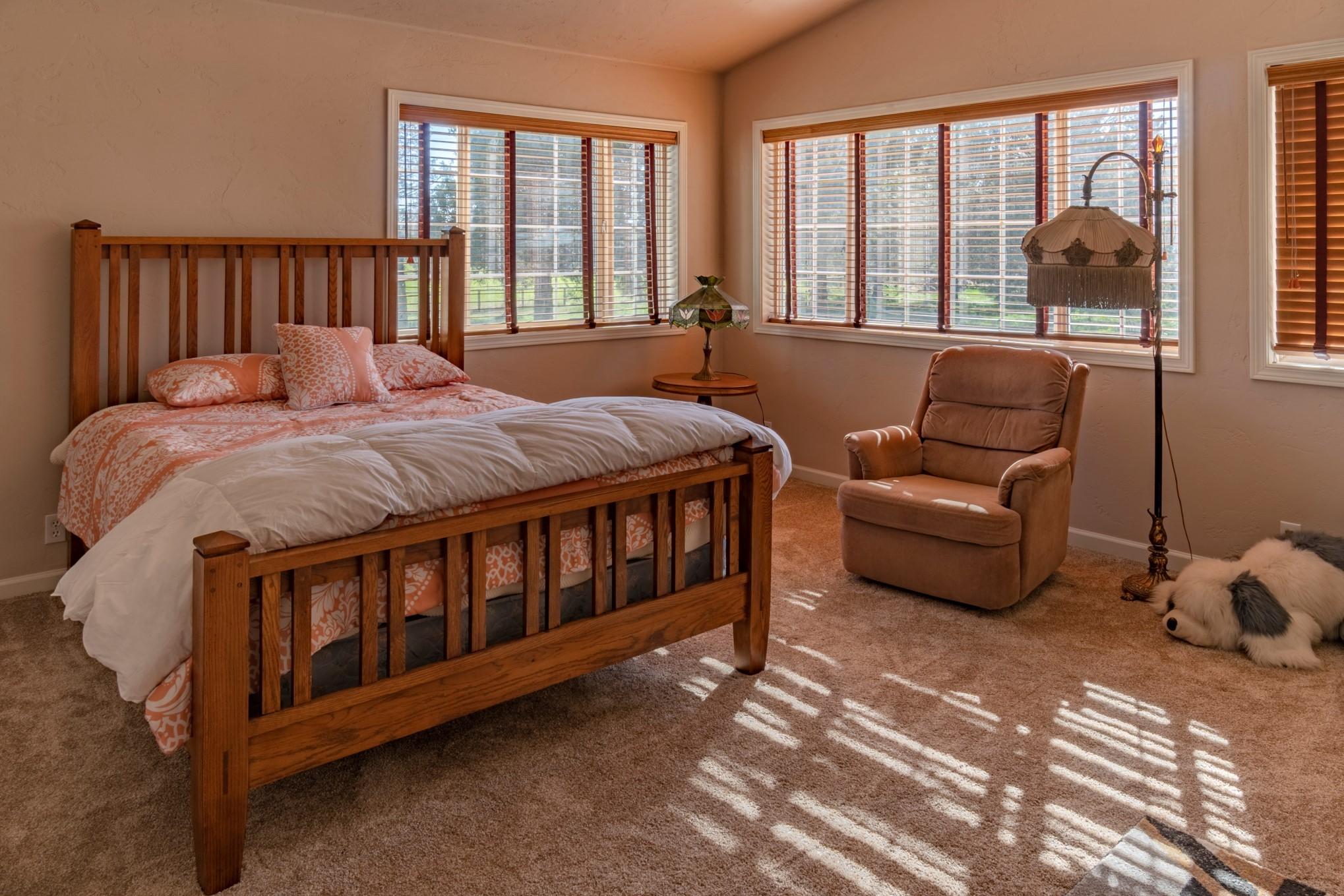 Horseshoe Acres - Residential