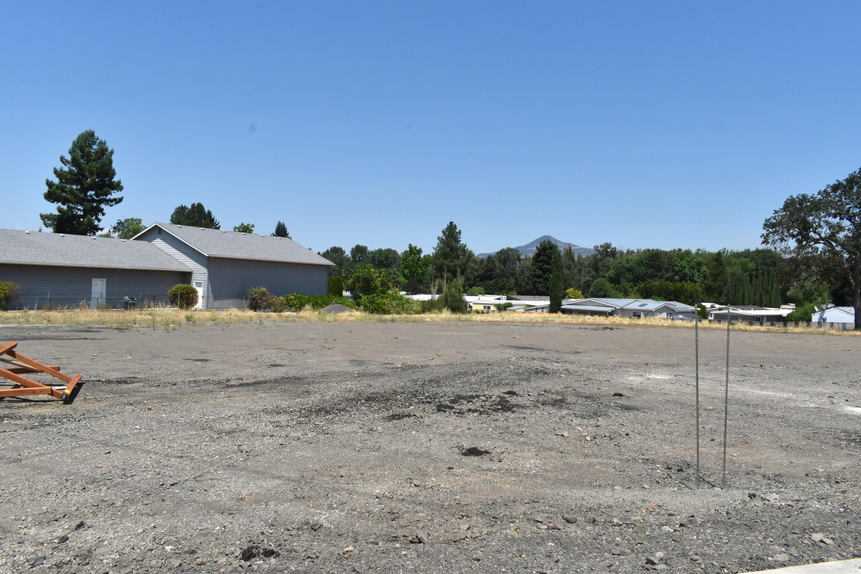 Pepper And Taylor Subdivision - Commercial Sale