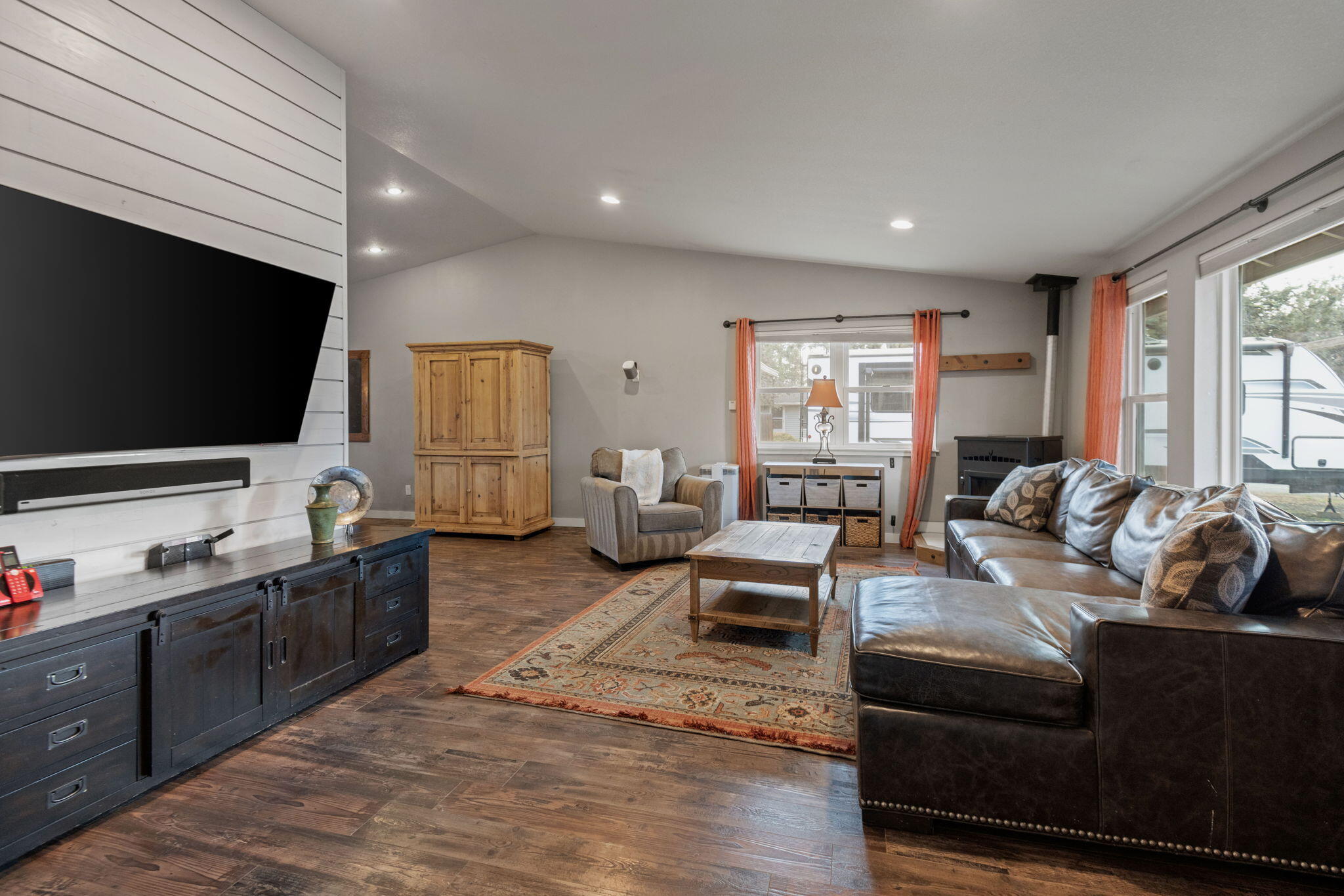Deschutes River Trac - Residential