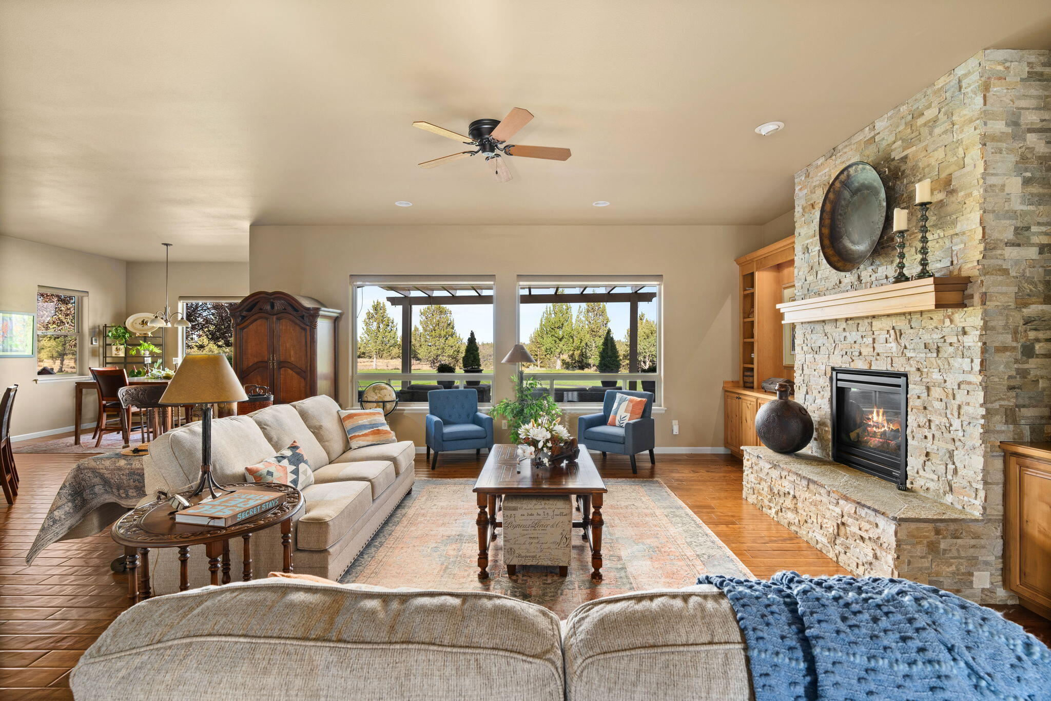 Eagle Crest - Residential