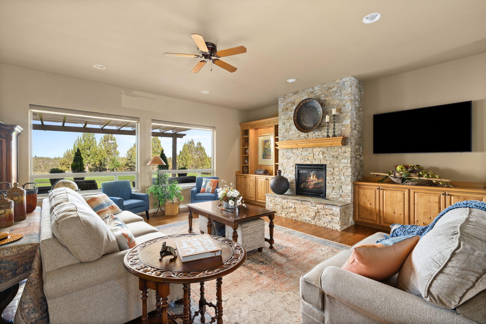Eagle Crest - Residential