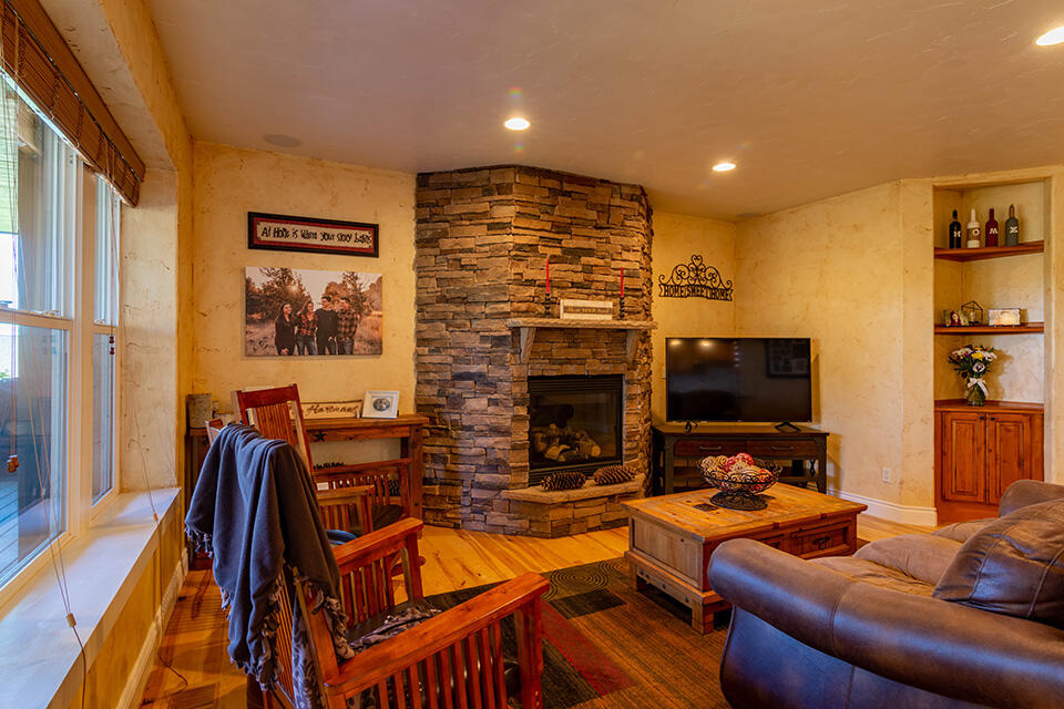 Majestic Ridge - Residential