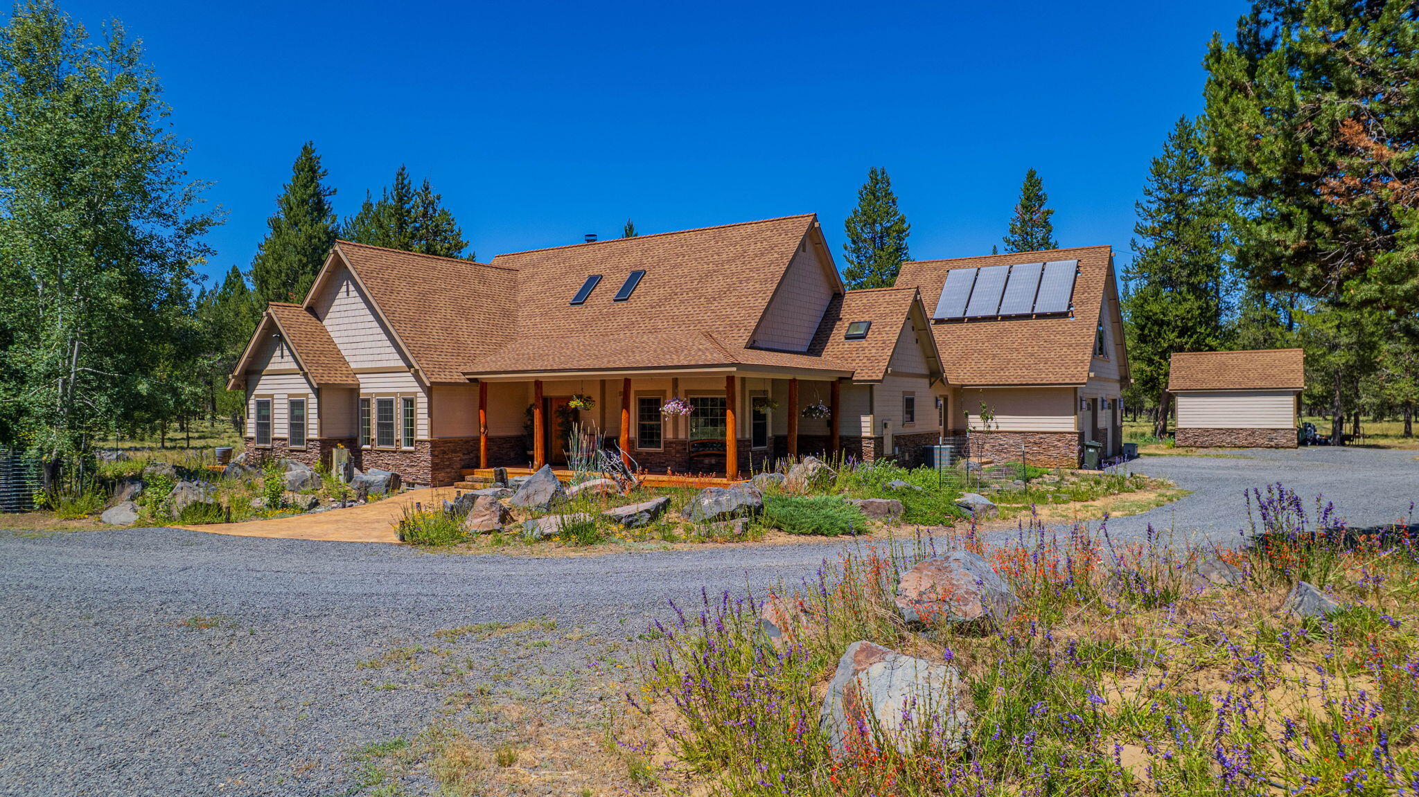 Pinewood Country Est - Residential