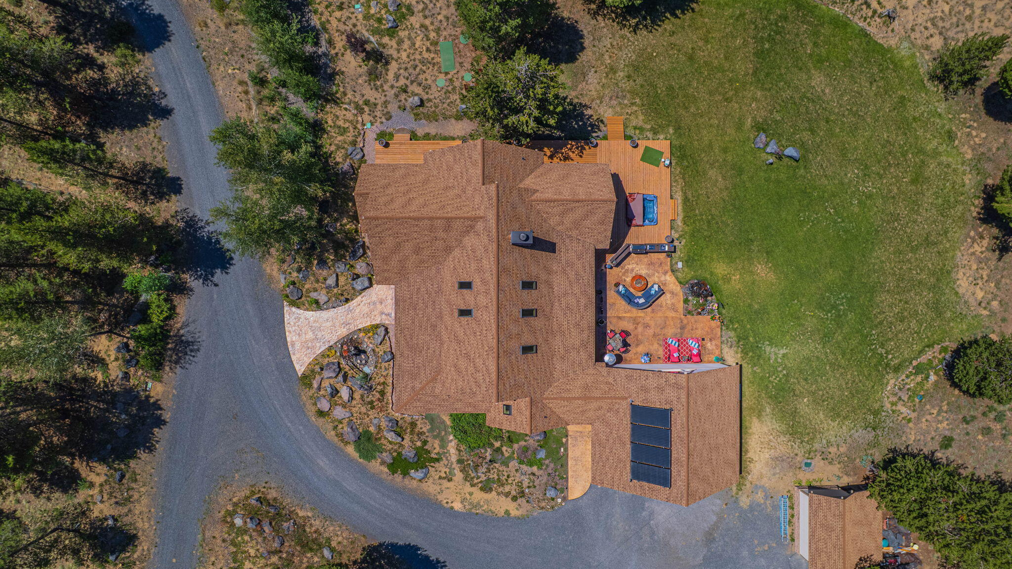 Pinewood Country Est - Residential