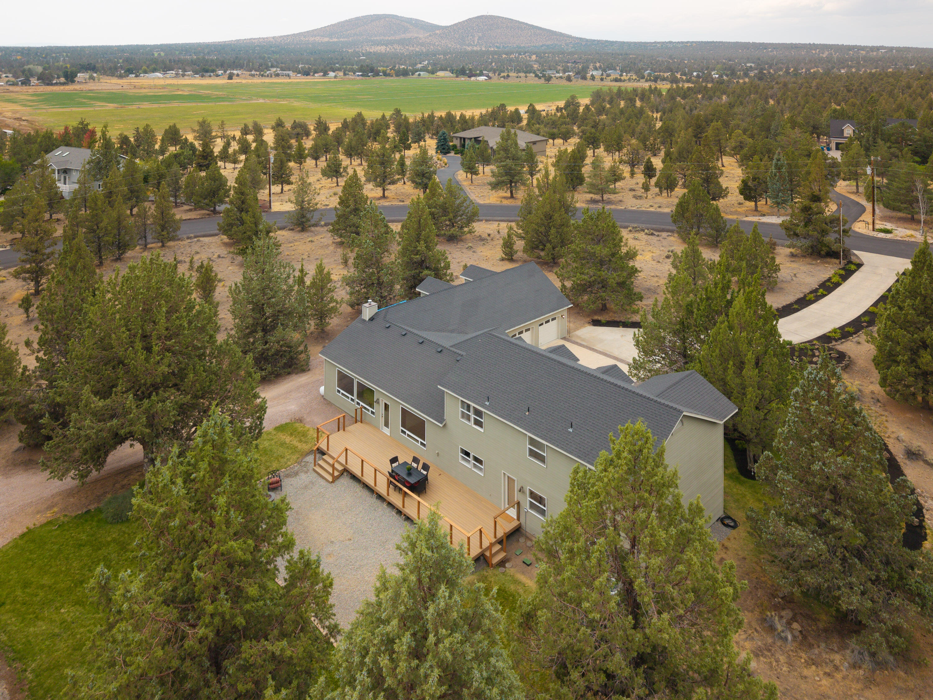 Crestridge Estate - Residential
