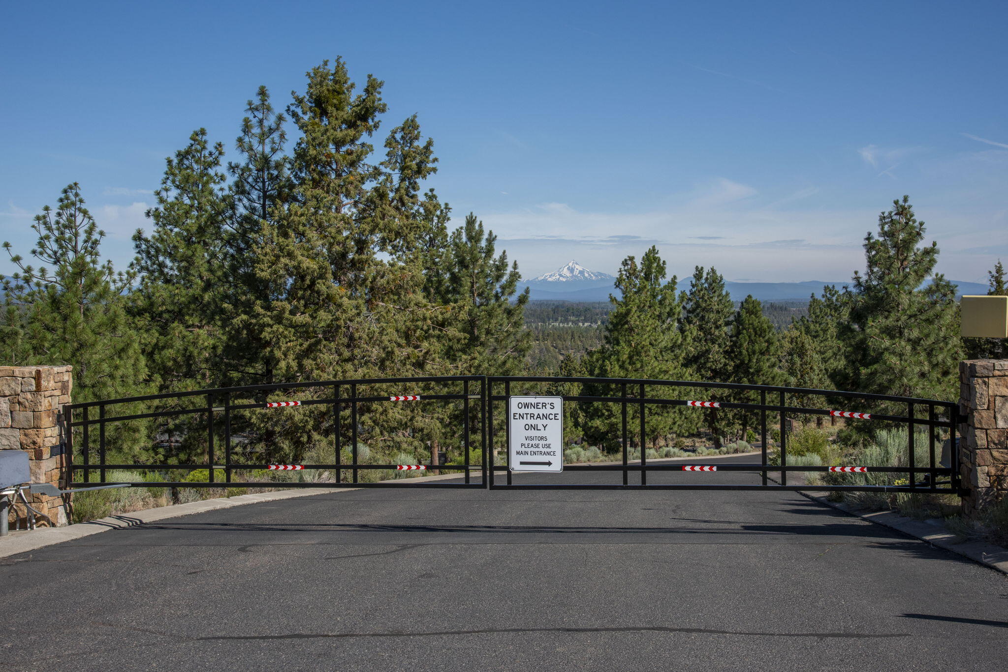 North Rim - Land
