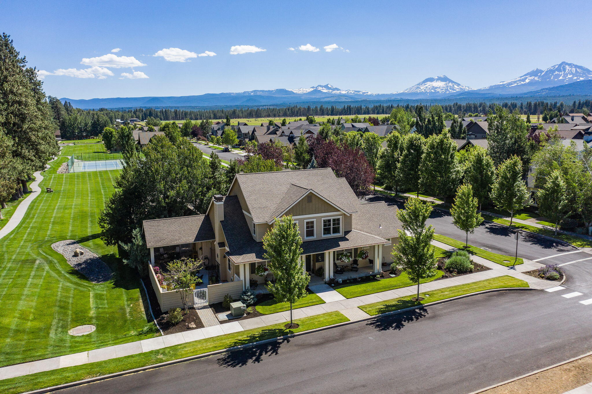 Pine Meadow Vill - Residential