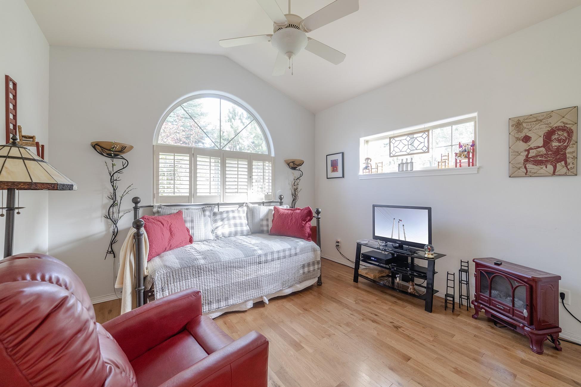 Eagle Crest - Residential