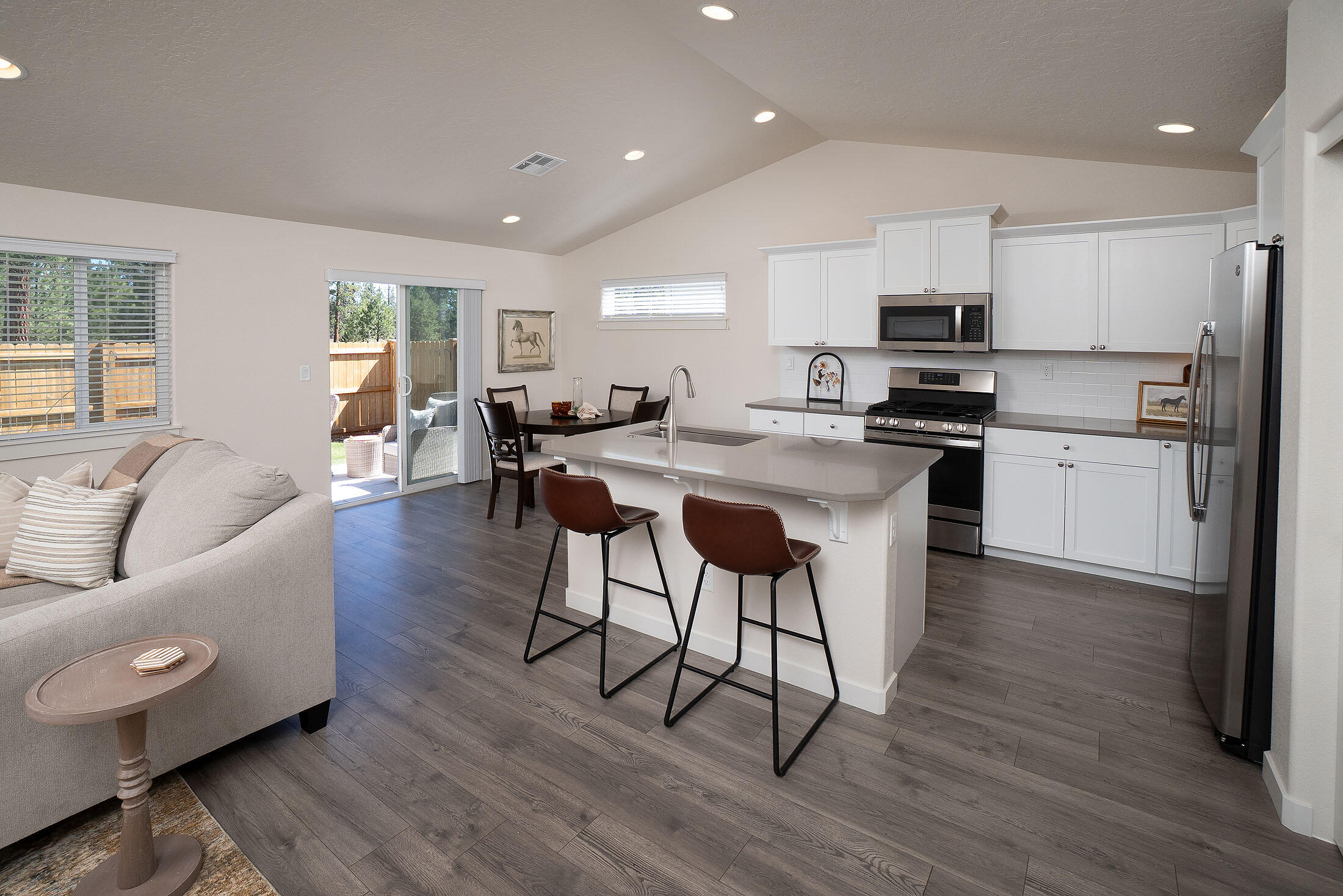 Mckenzie Meadow Vill - Residential