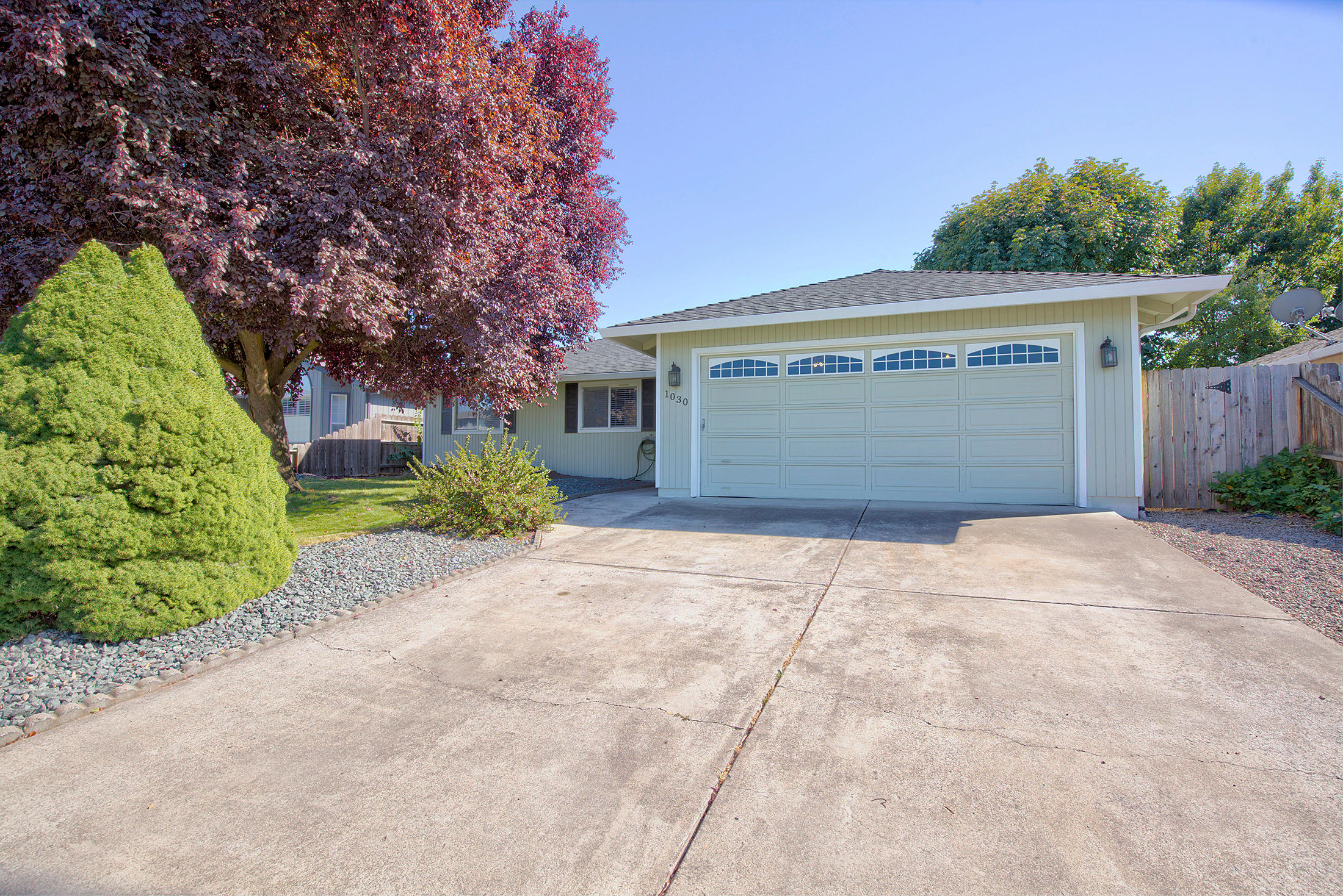 Great ranch style 3 bedroom 2 bath home on .18 acre and 1176 sqft. Did we mention it is also inside the CPE School District? The home has vaulted ceilings in the living room that welcome you in and an open concept feel. The large backyard has a large storage shed and room to relax and entertain on the extended patio. If you are looking for a great home in Central Point this is a must tour!