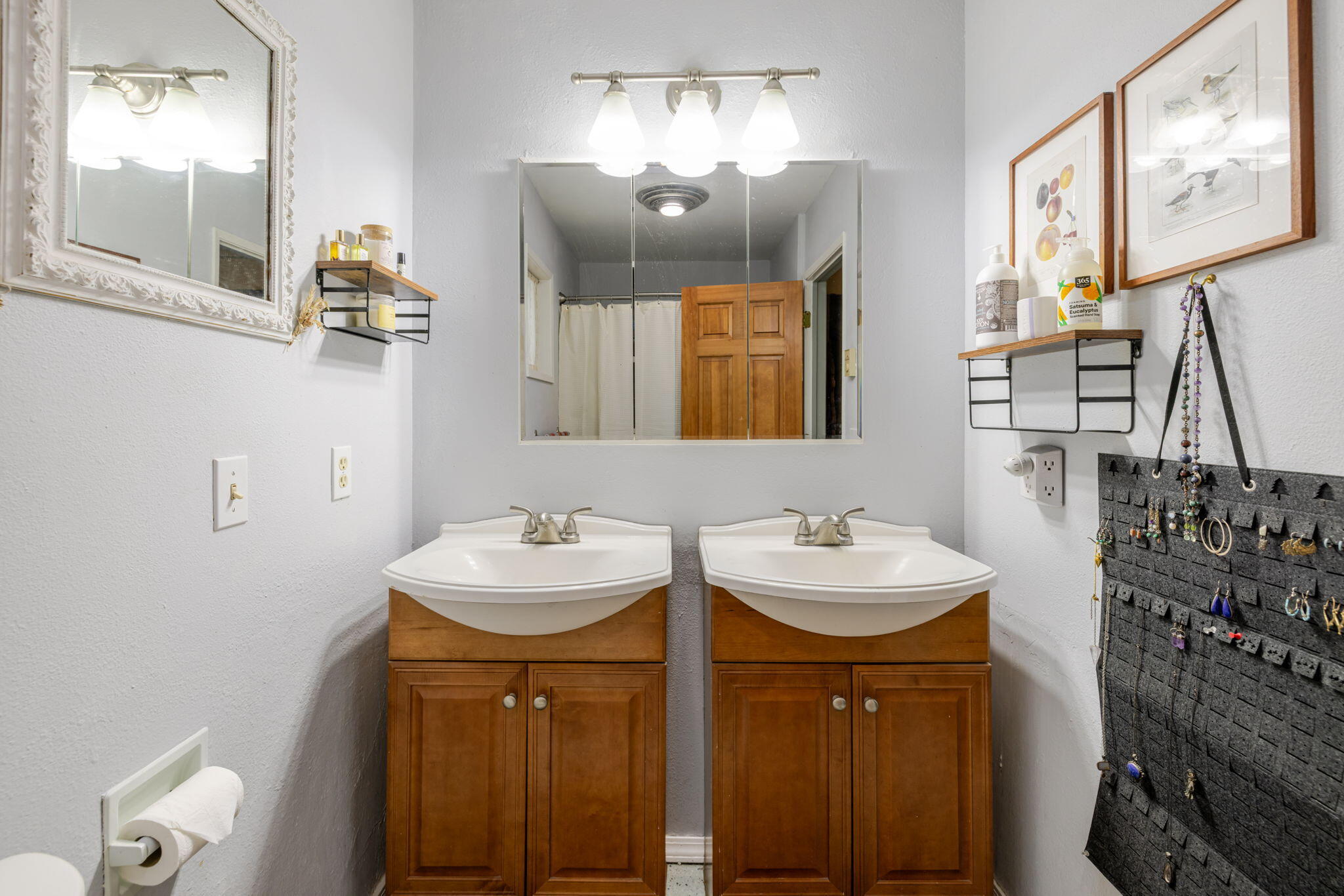 Neal - Residential