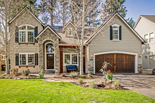 Serene creekfront house.  This beautifully updated home hosts the primary suite and office on the main level with 4 bedrooms (or 3 bedrooms with a bonus room) upstairs.    Southwestern light illuminates the floor to ceiling windows in the open kitchen and living room.   The home feels fresh and modern with a large quartz kitchen island,  limestone and marble fireplaces, new lighting, flooring and paint throughout.  With amenities like a sauna, hot tub, and an outdoor fireplace this home lives like a vacation.  The best of both worlds; a short stroll to all the amenities of downtown Sisters with the private natural oasis of the Whychus creek and natural greenbelt in your backyard.