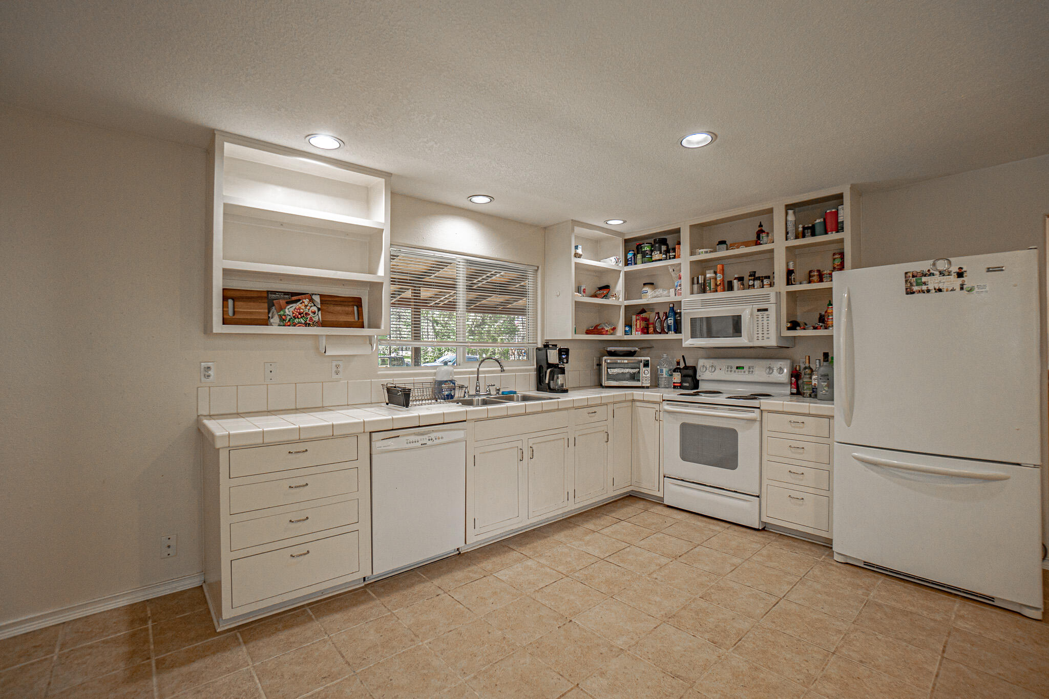 Foots Creek Acres - Residential