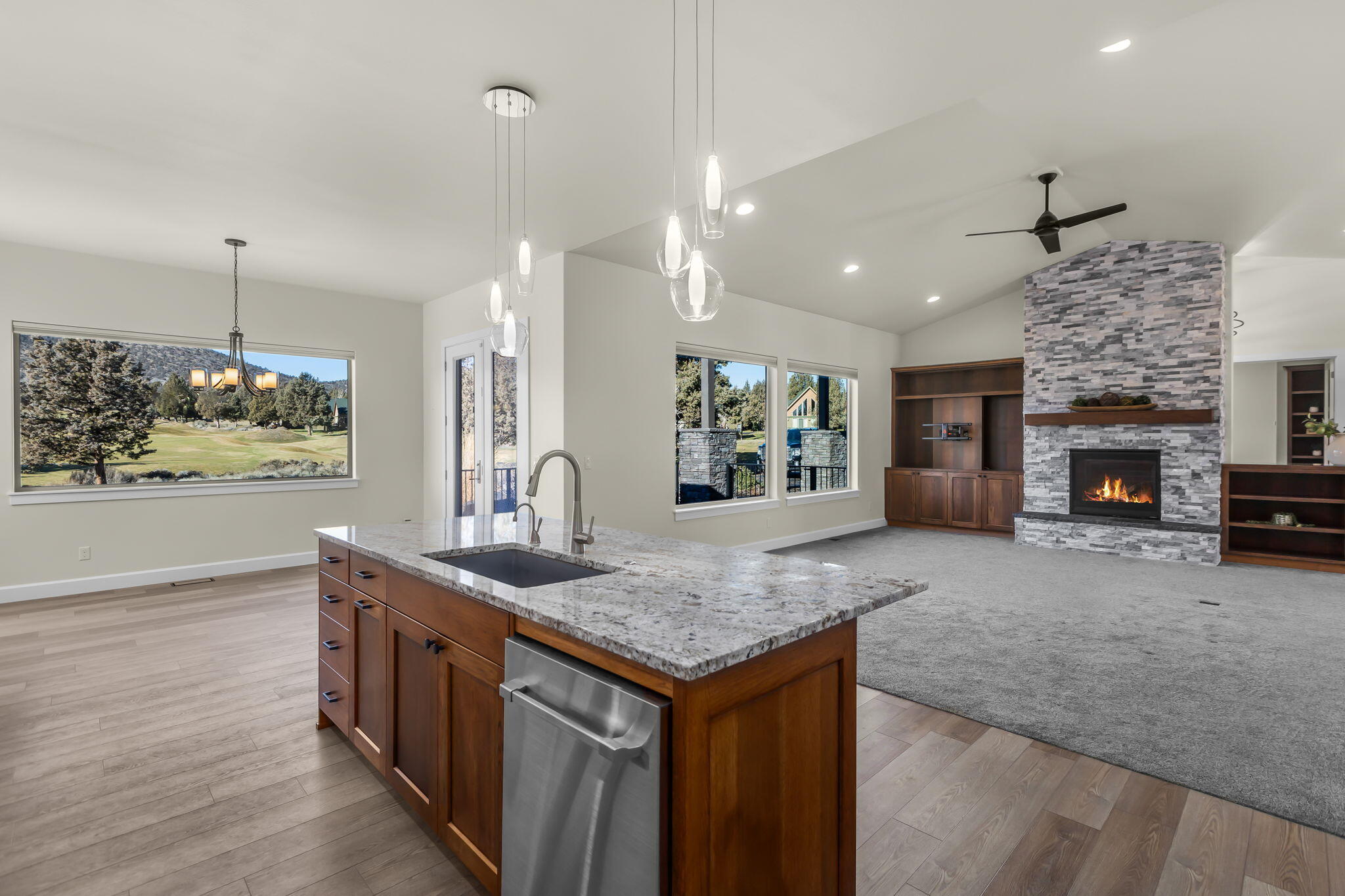 Eagle Crest - Residential