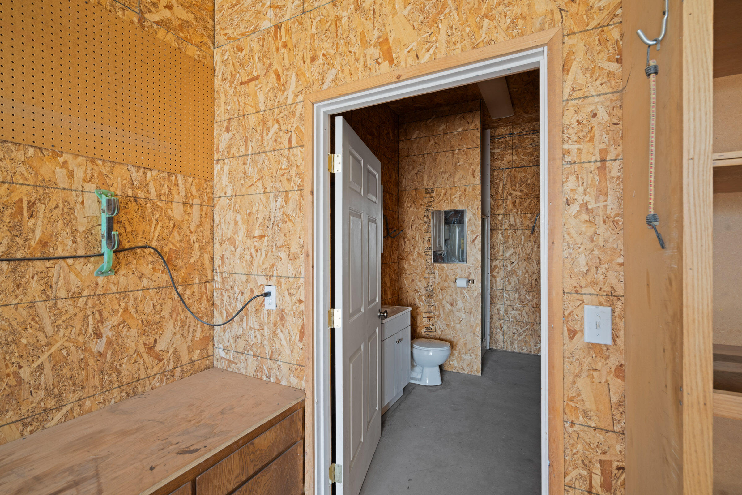 CLAJ - Residential