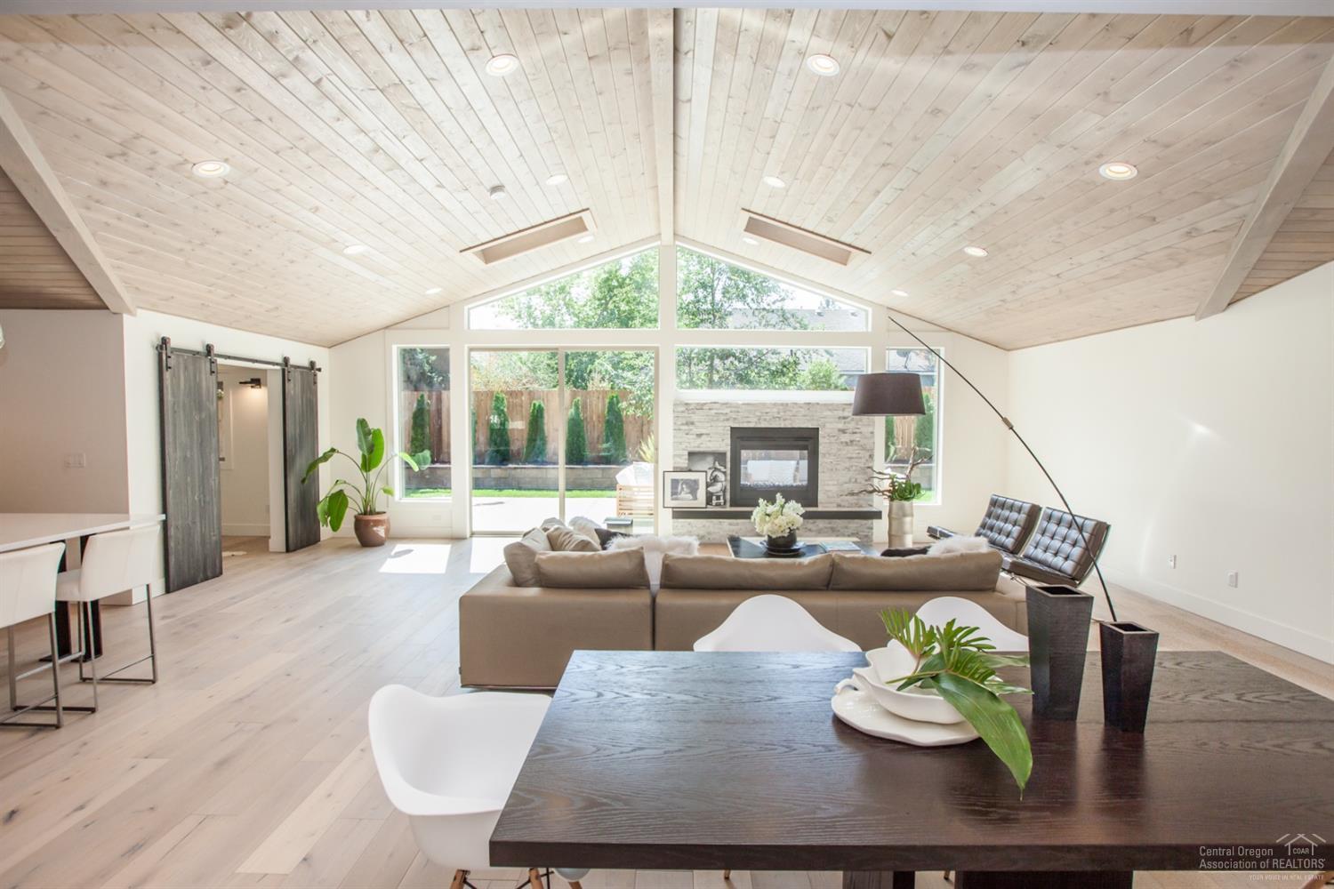 River Terrace - Residential