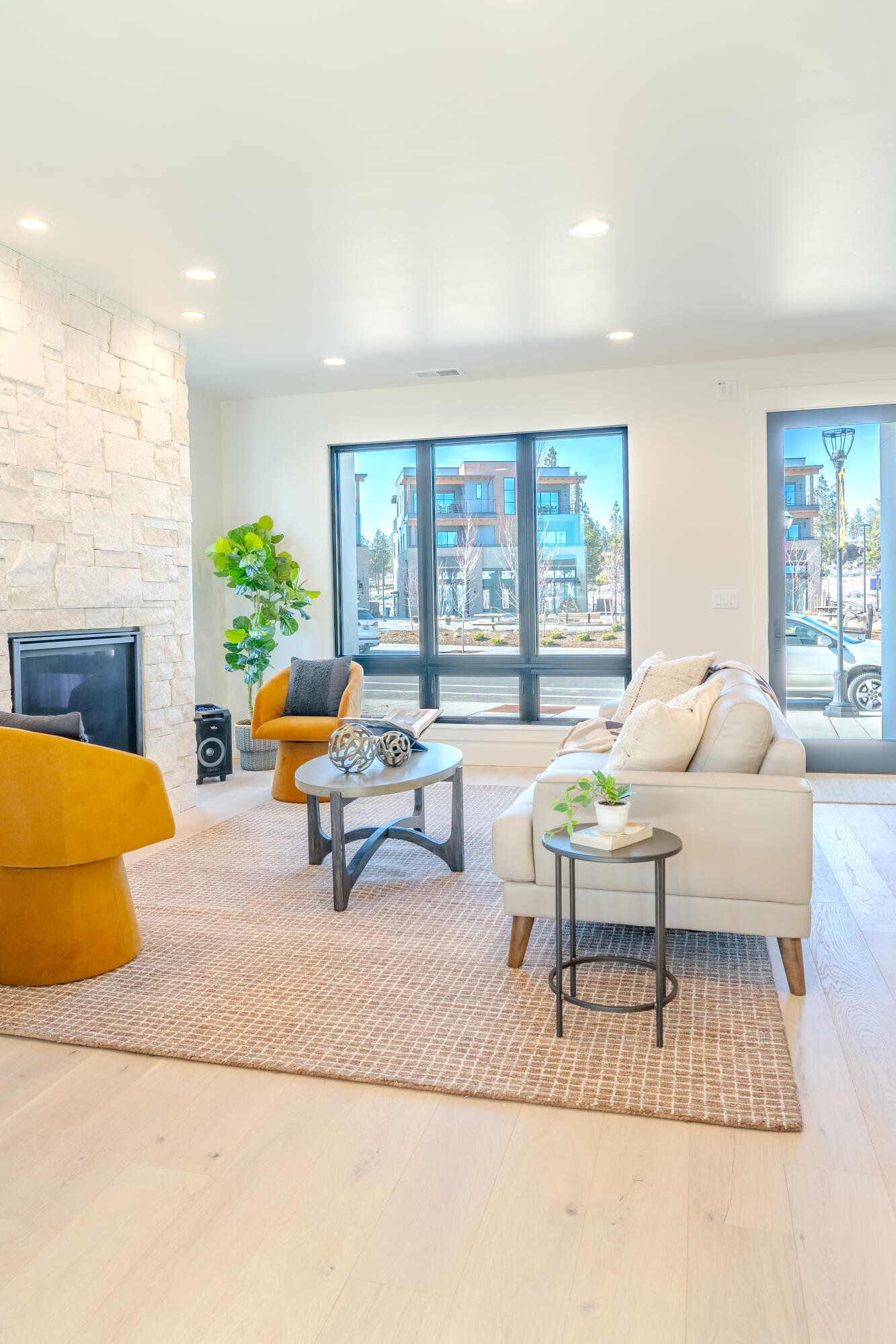 Discovery West Phase 4 - Residential