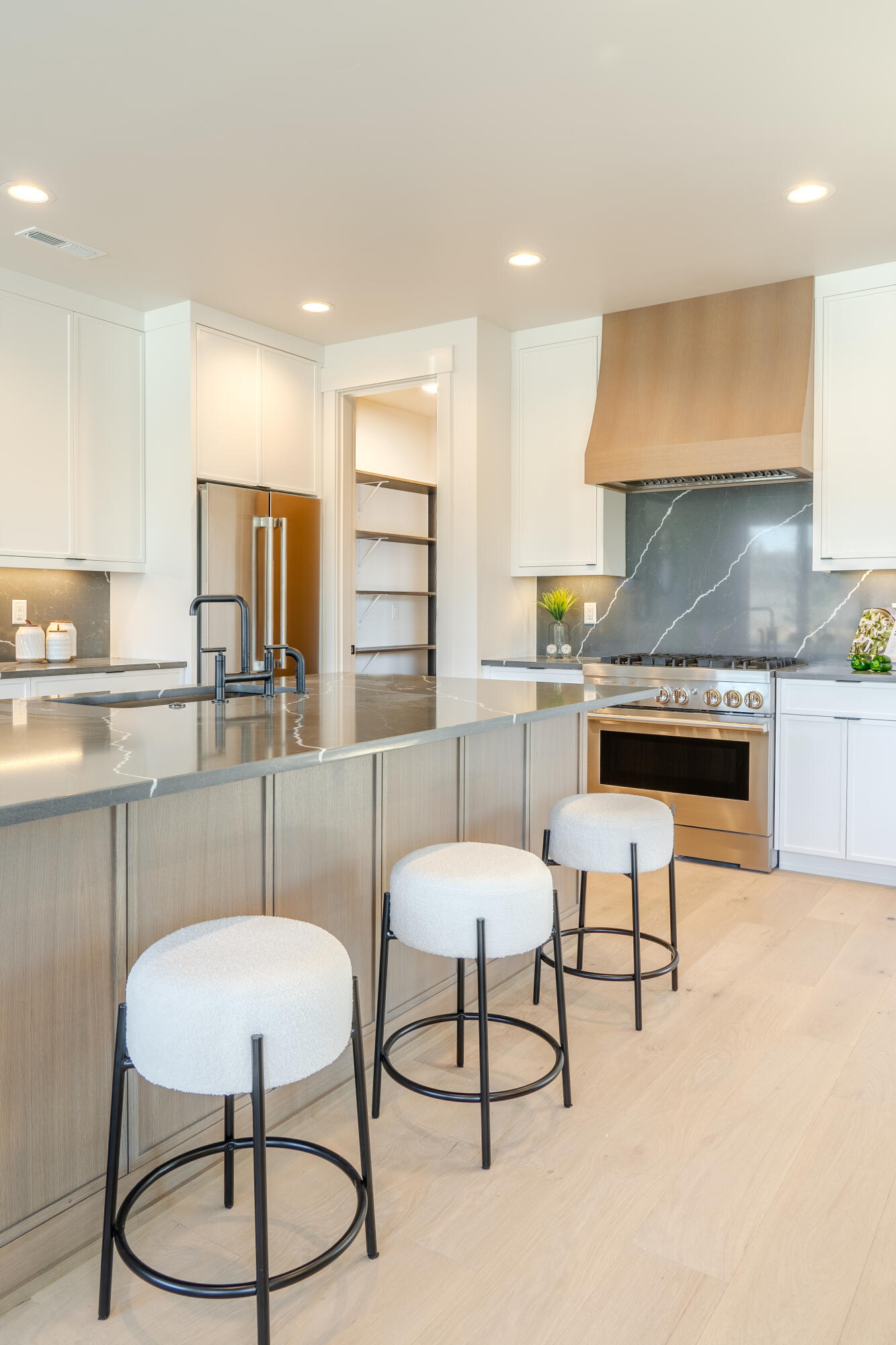Discovery West Phase 4 - Residential