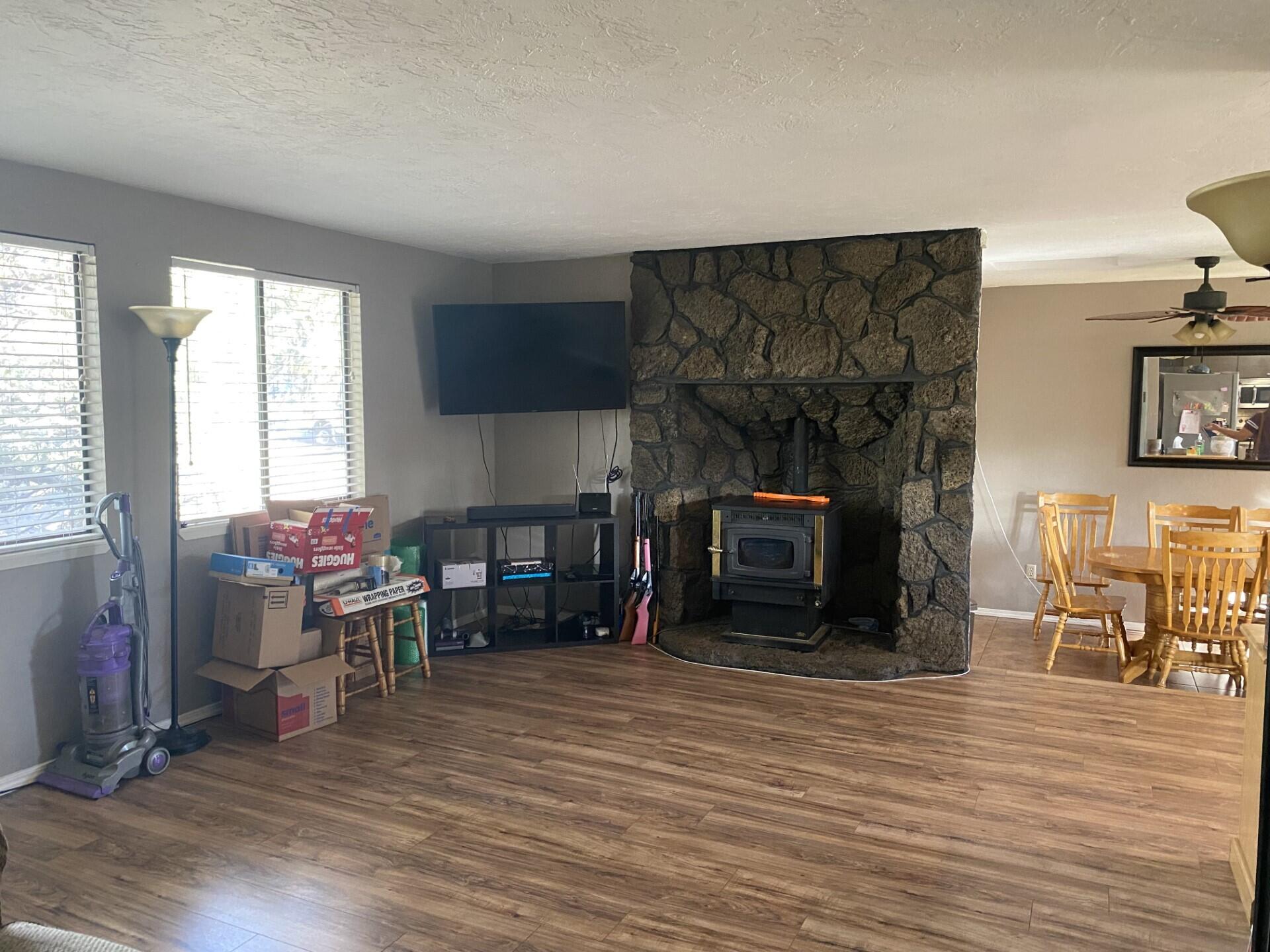 Hunters Circle - Residential