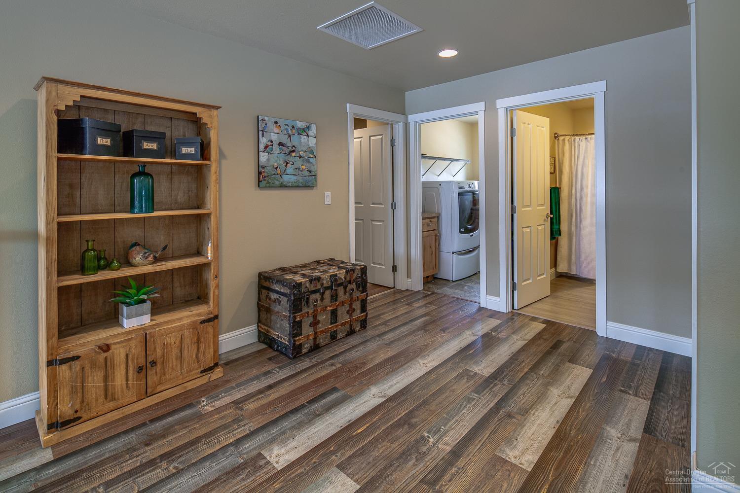 Two Bar Estates - Residential
