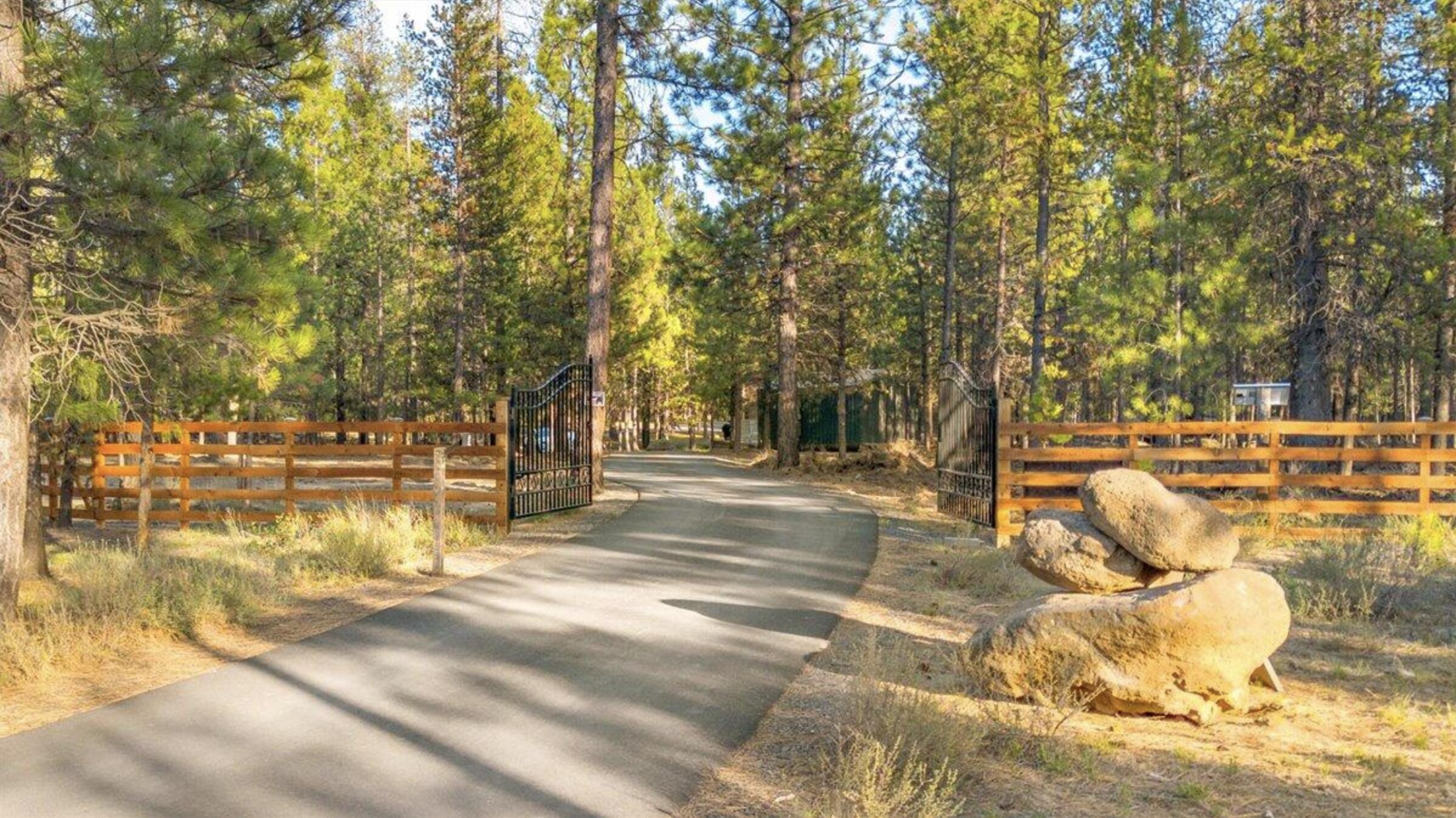 Parkway Acres - Residential