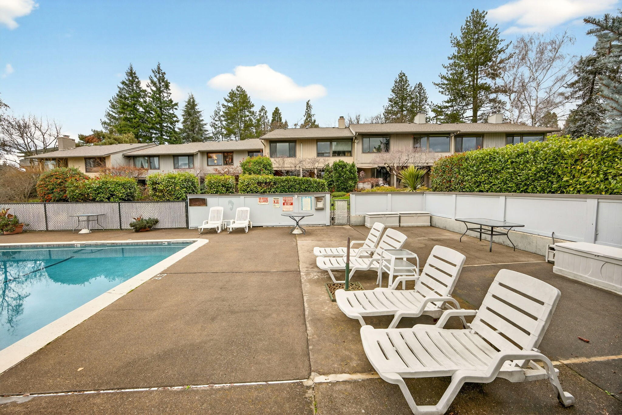 Medford Heights Townhouses Subdivision - Residential